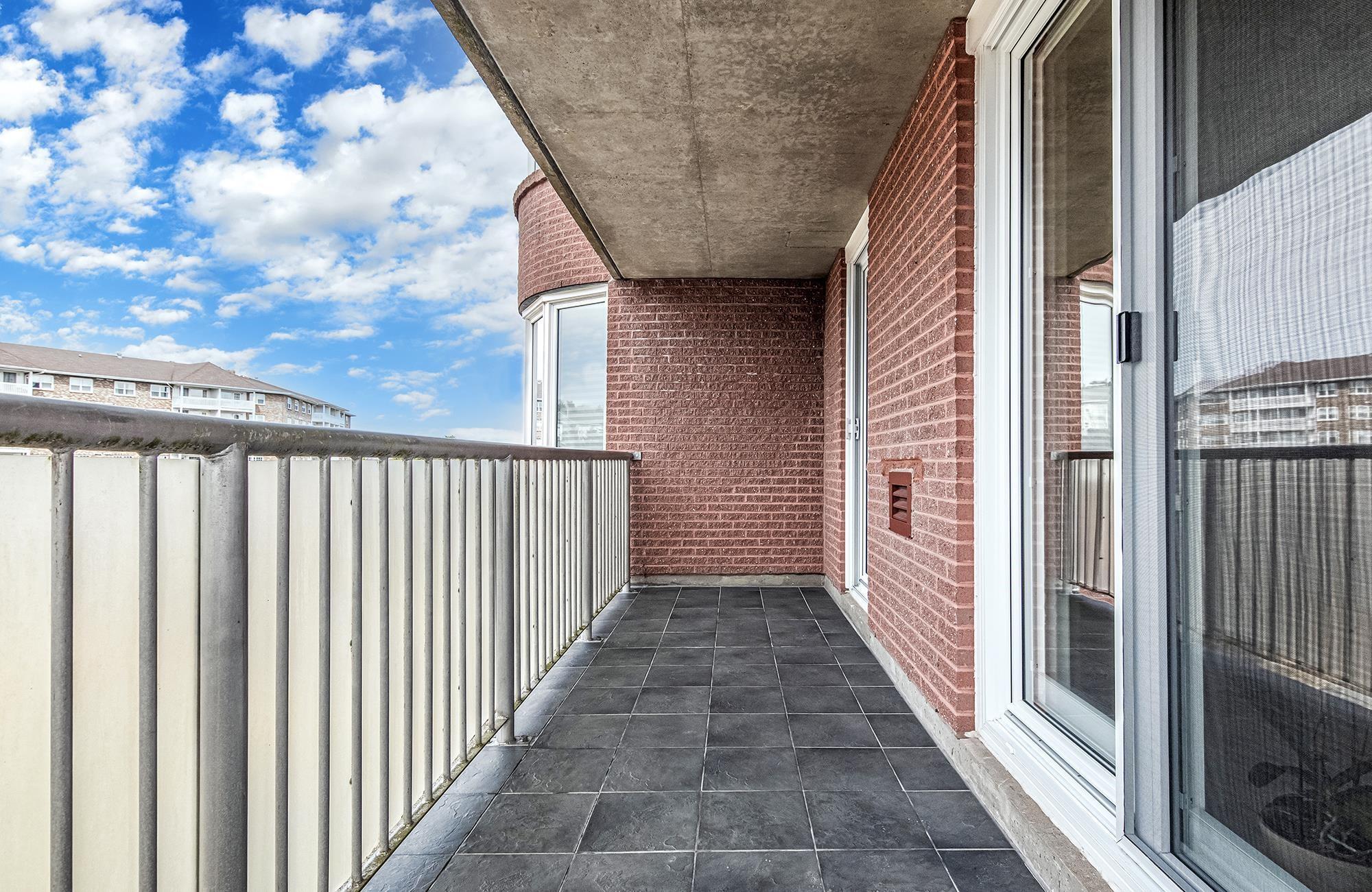 513 45 Vimy Avenue photo #22