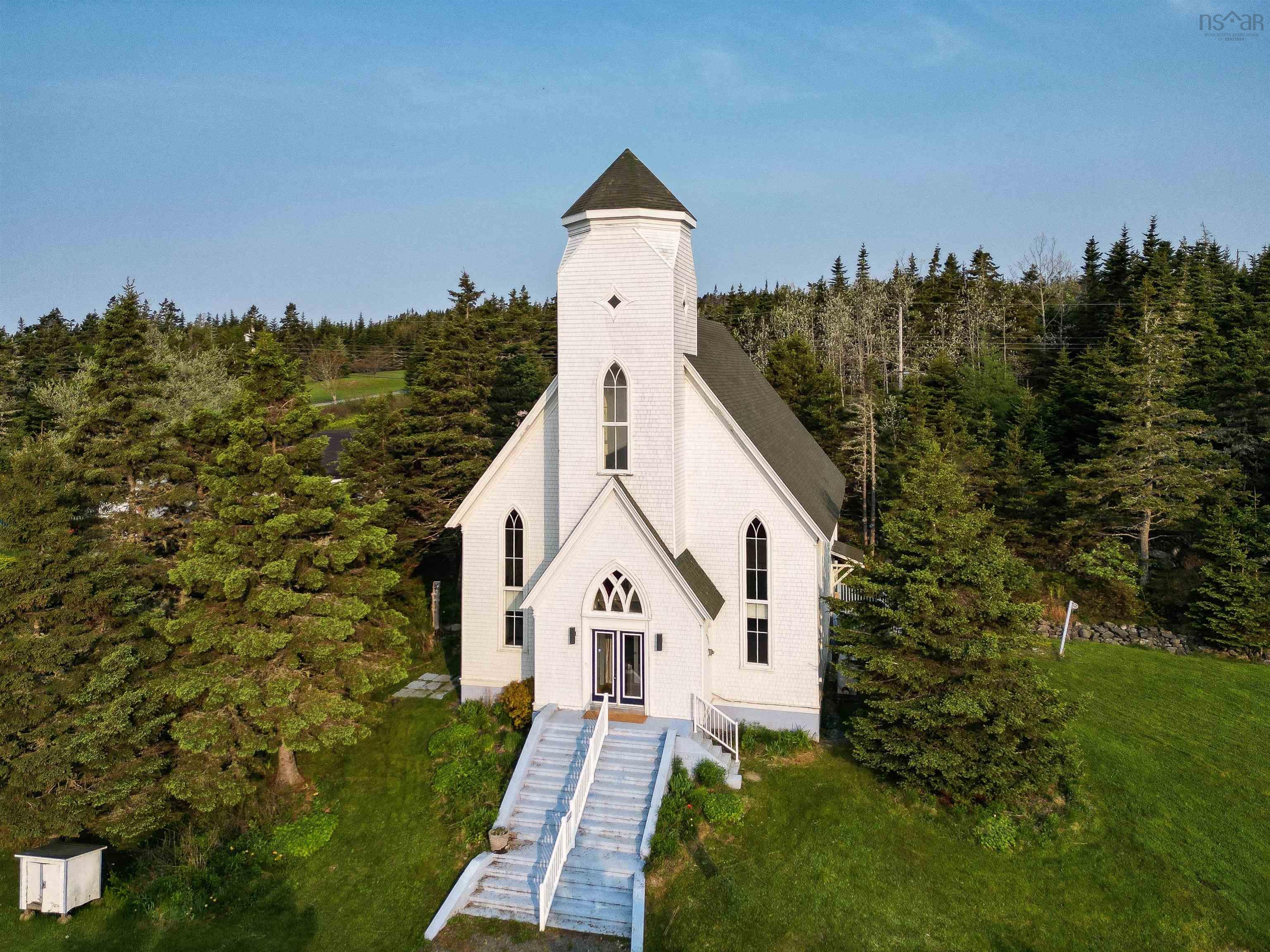1894 West Jeddore Road photo #2