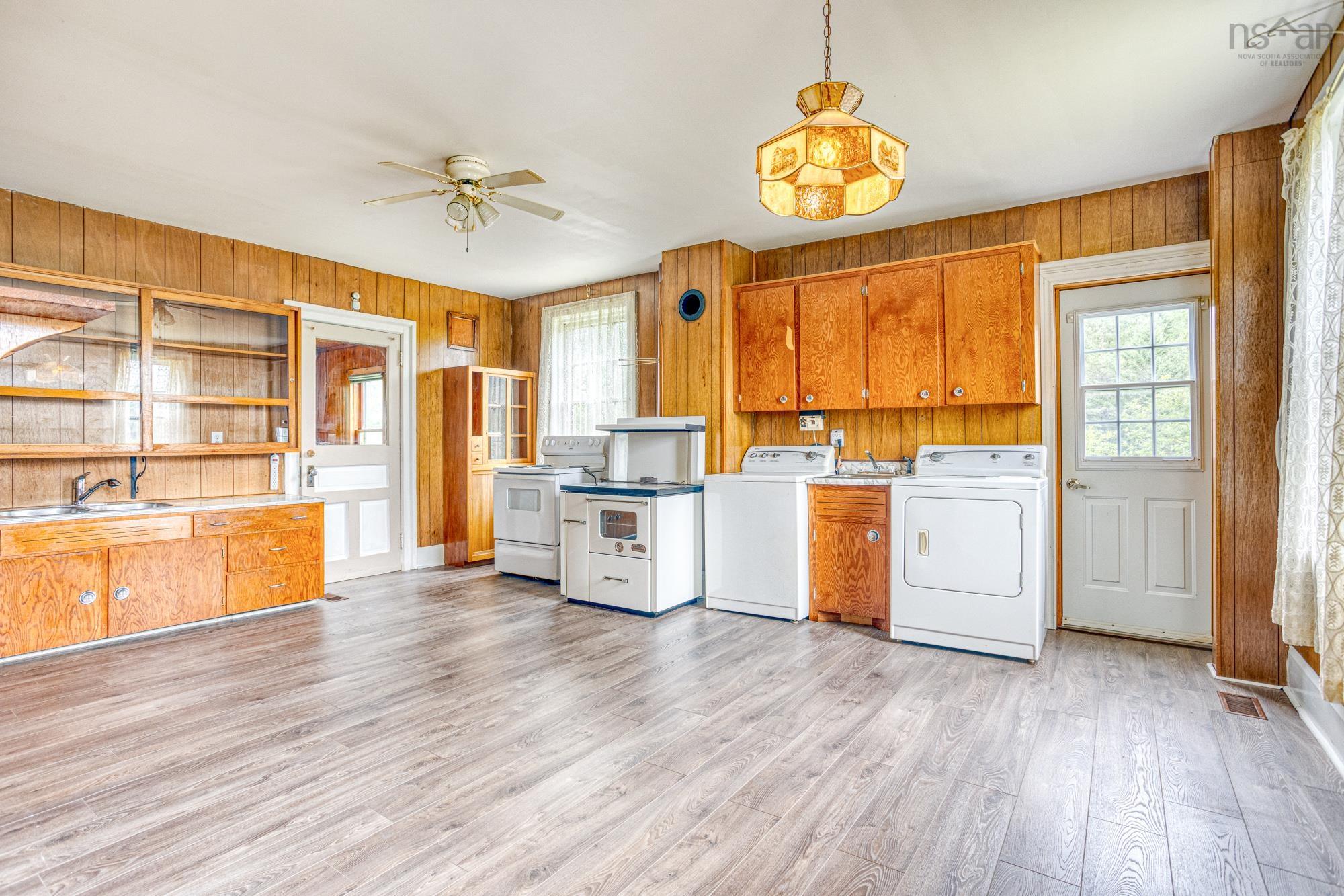 1427 Cobequid Road photo #14