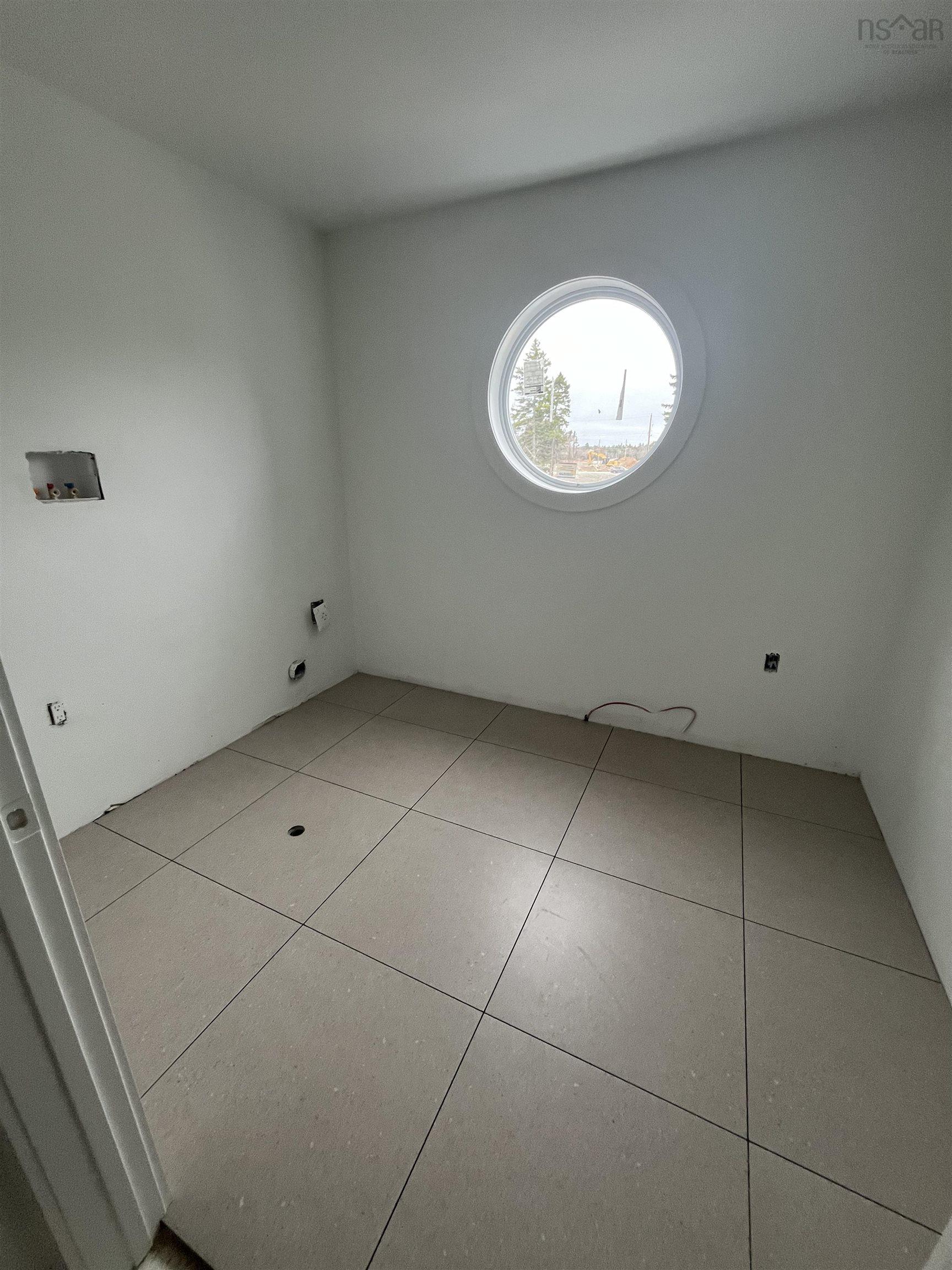 170 Olive Avenue photo #16