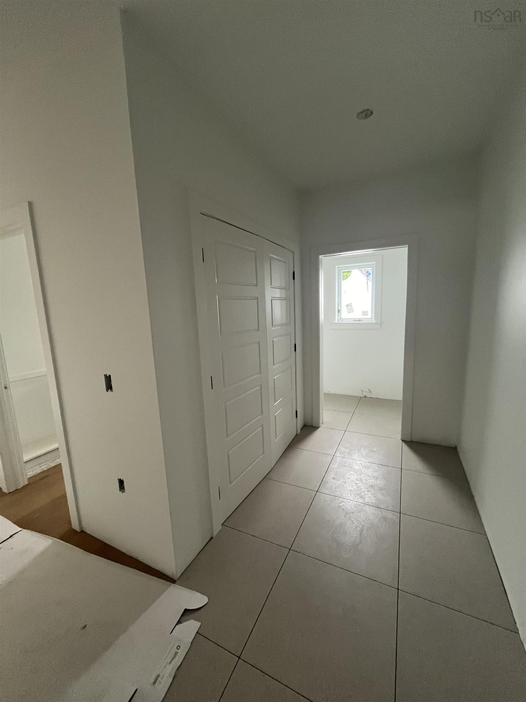 170 Olive Avenue photo #4