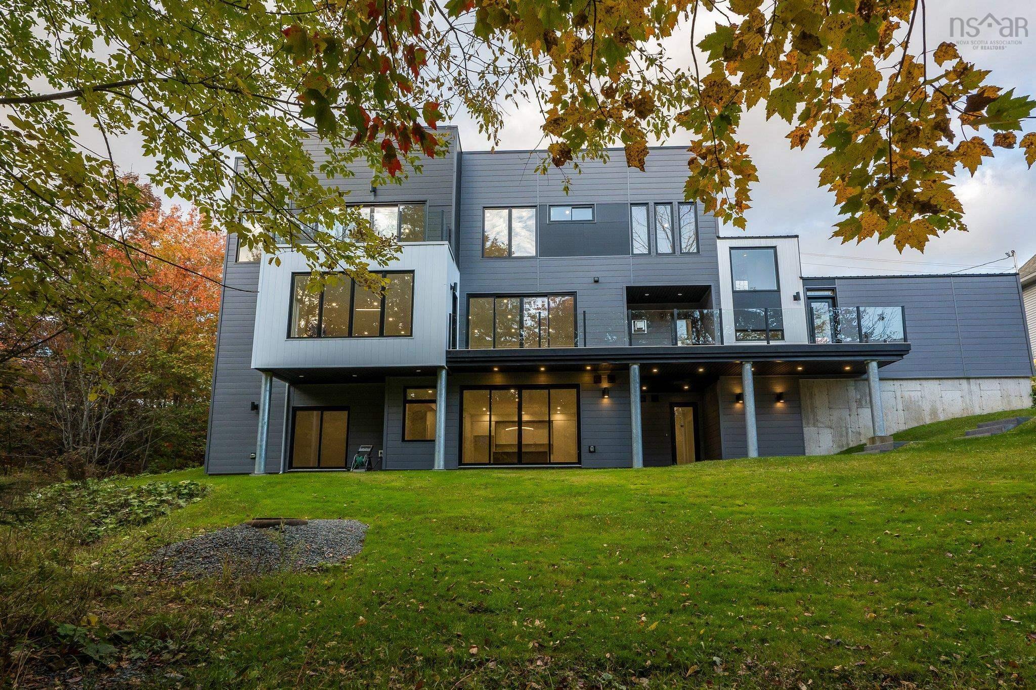 80 Hammonds Plains Road photo #2