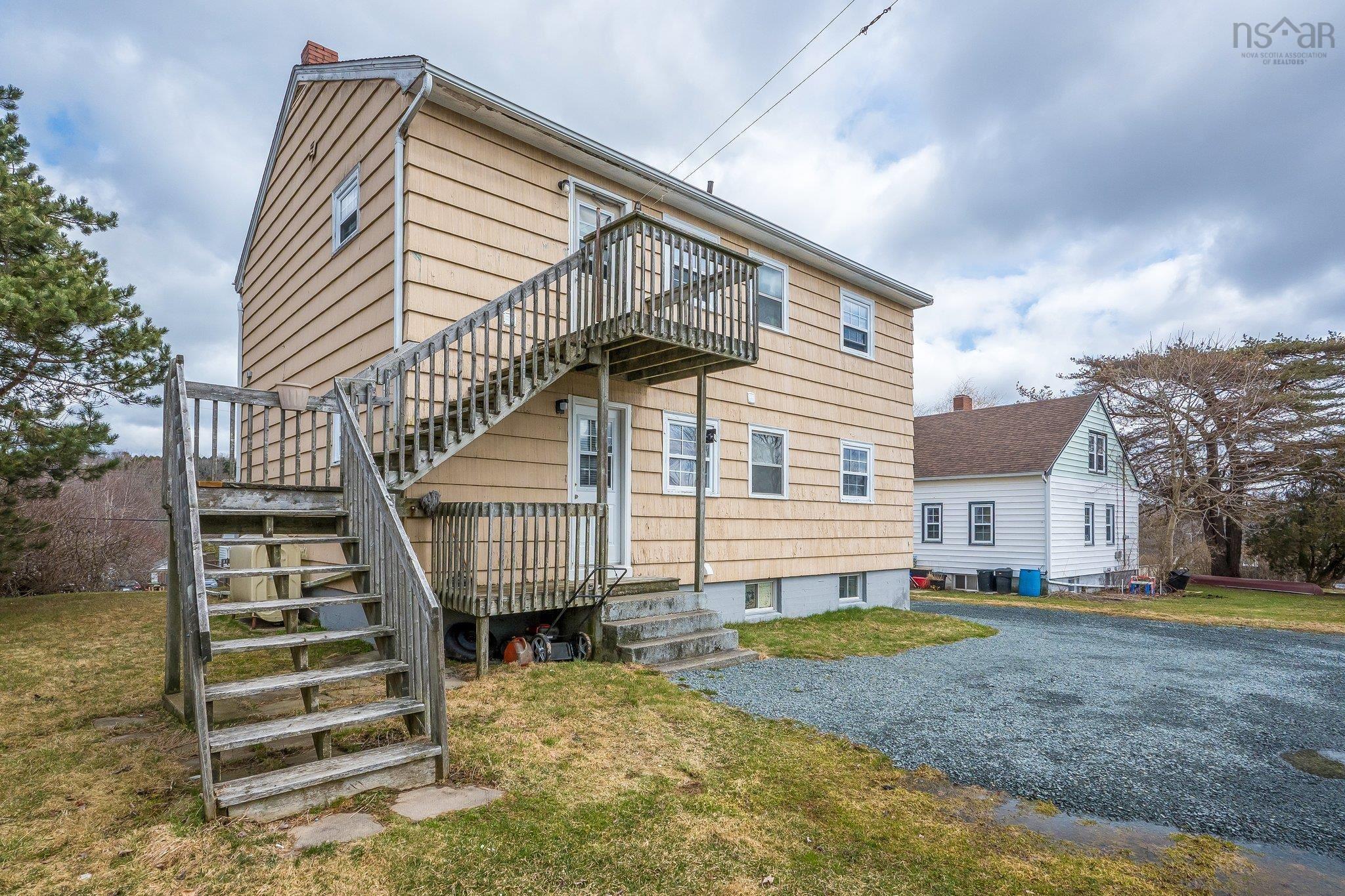 50 Raymond Street photo #31