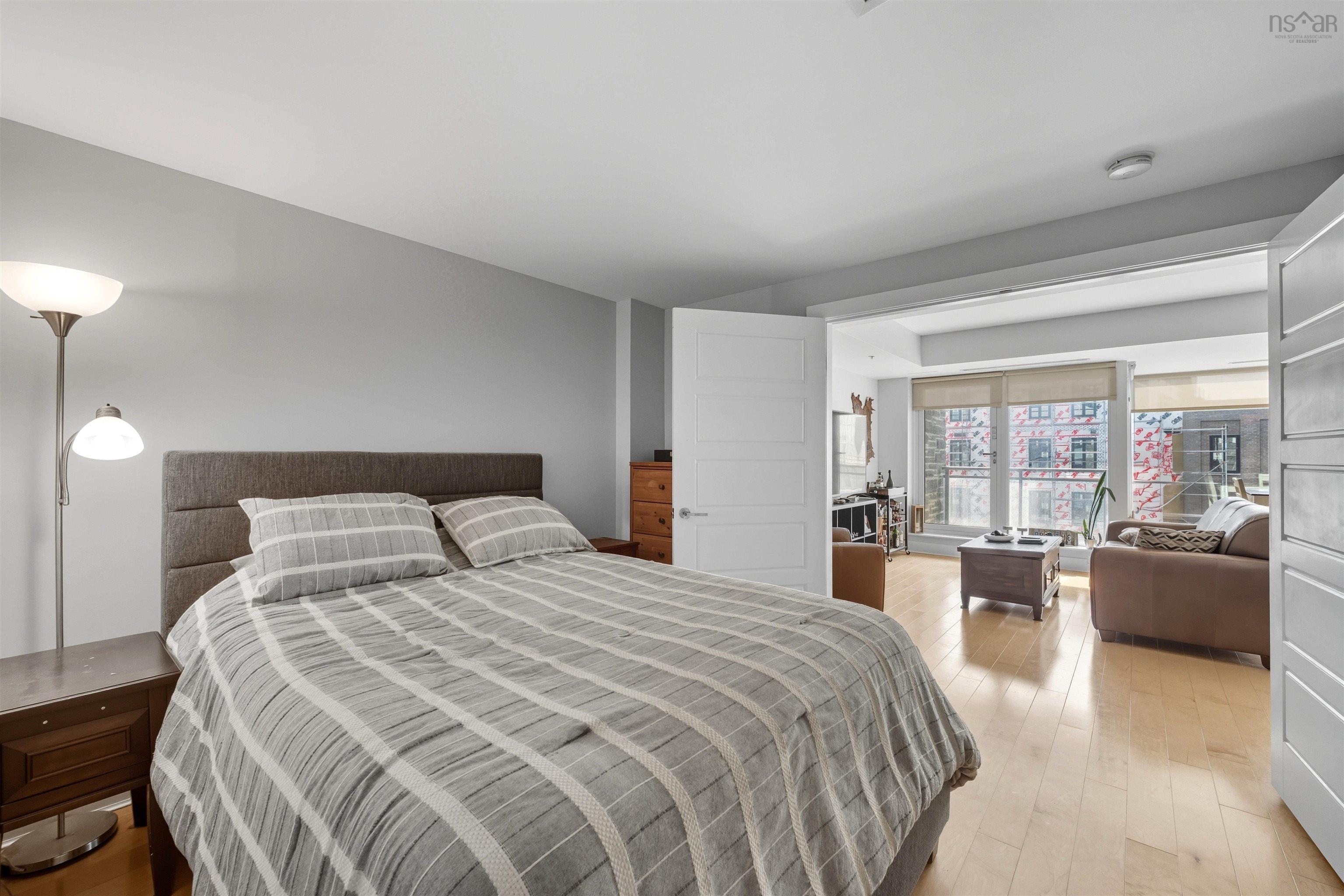 307 31 Kings Wharf Place photo #12