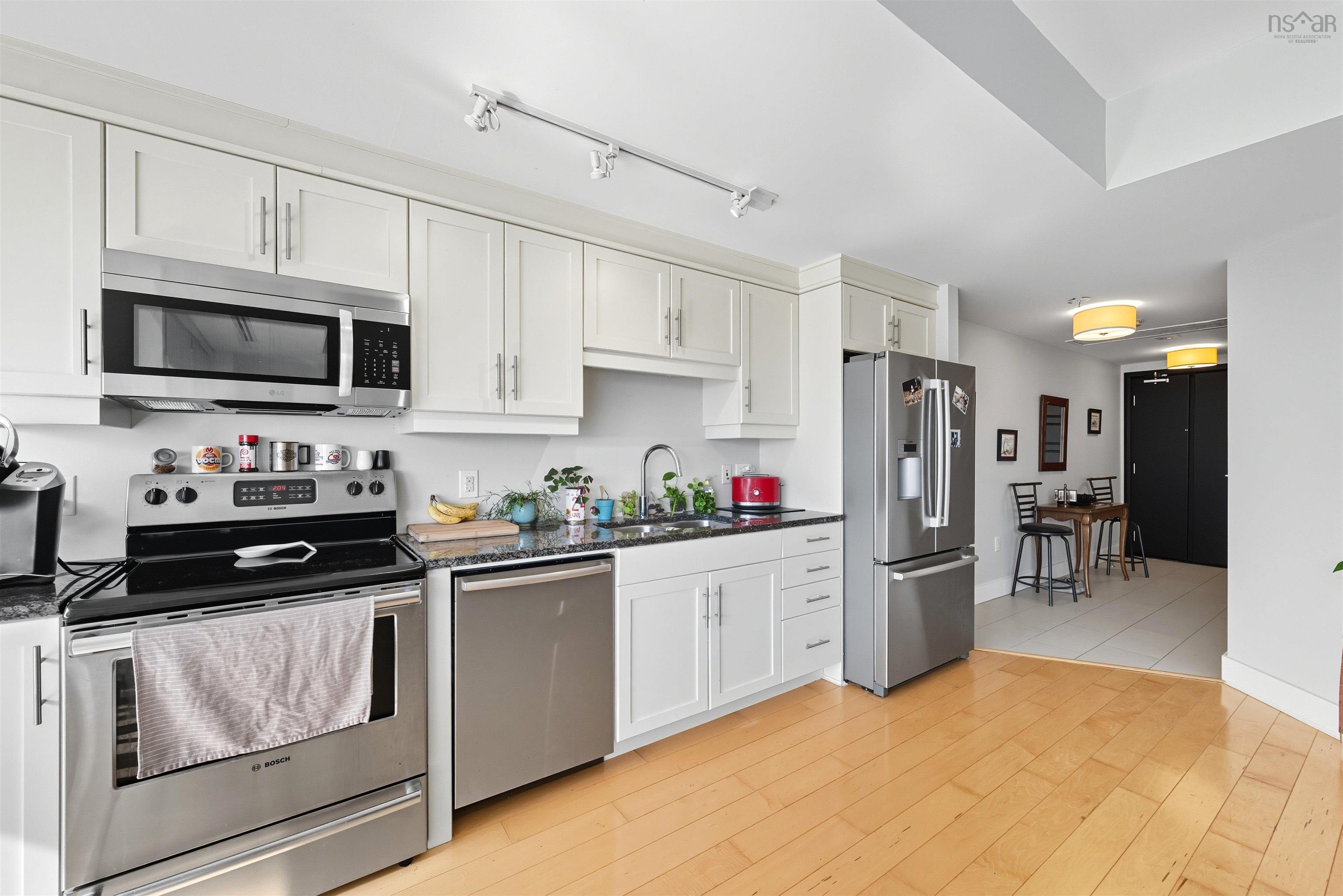 307 31 Kings Wharf Place photo #4