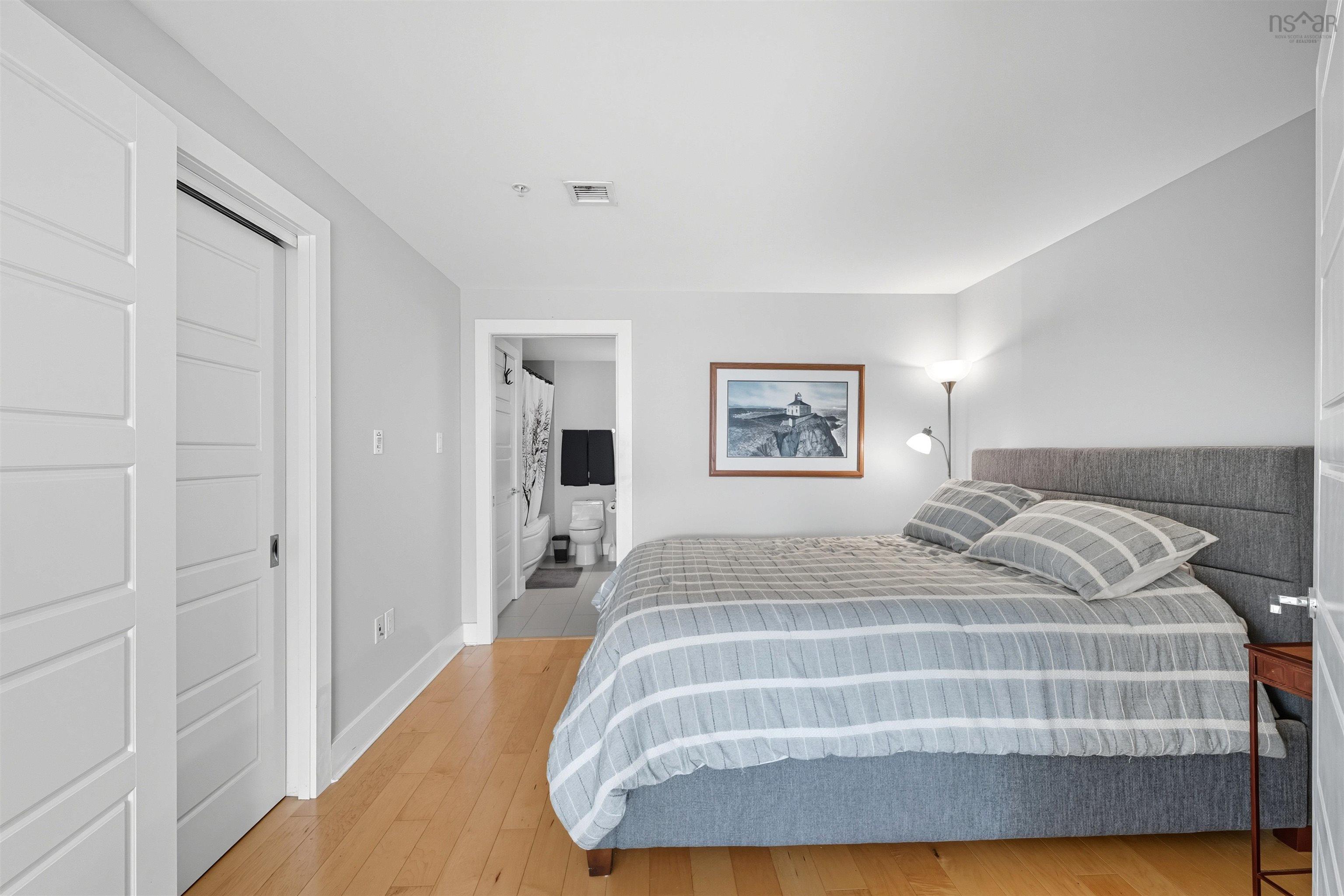 307 31 Kings Wharf Place photo #10