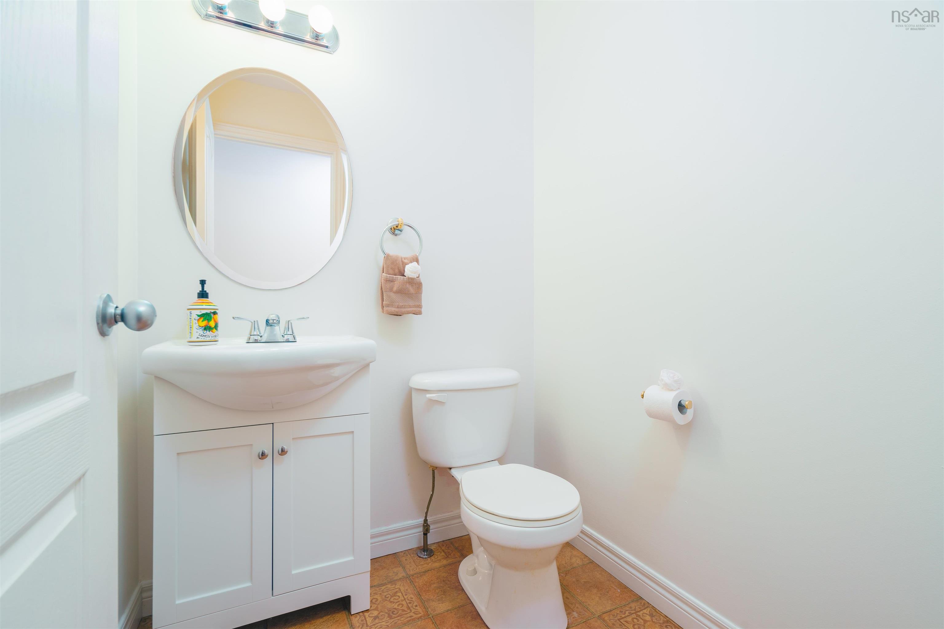 261 Langbrae Drive photo #16