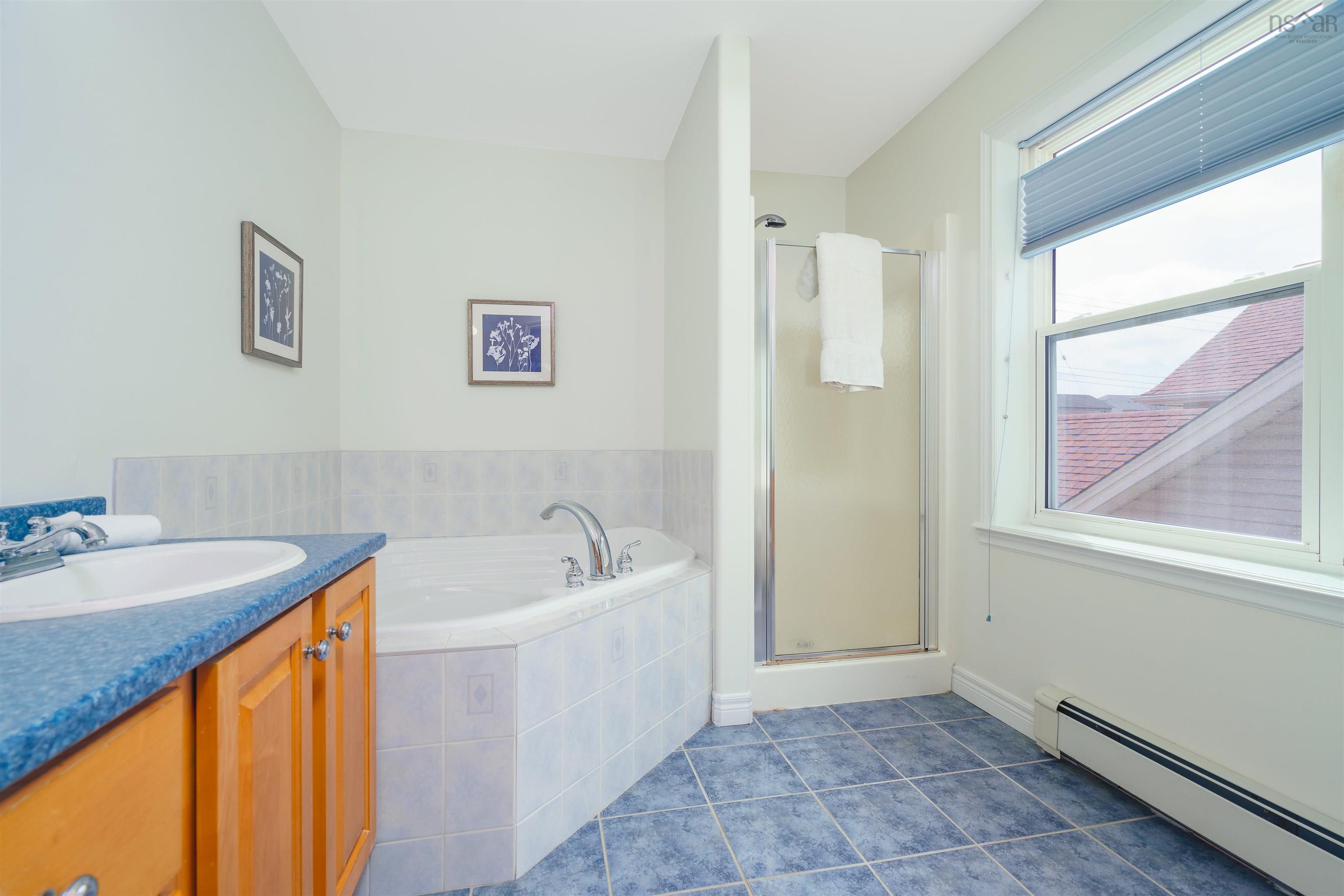261 Langbrae Drive photo #22