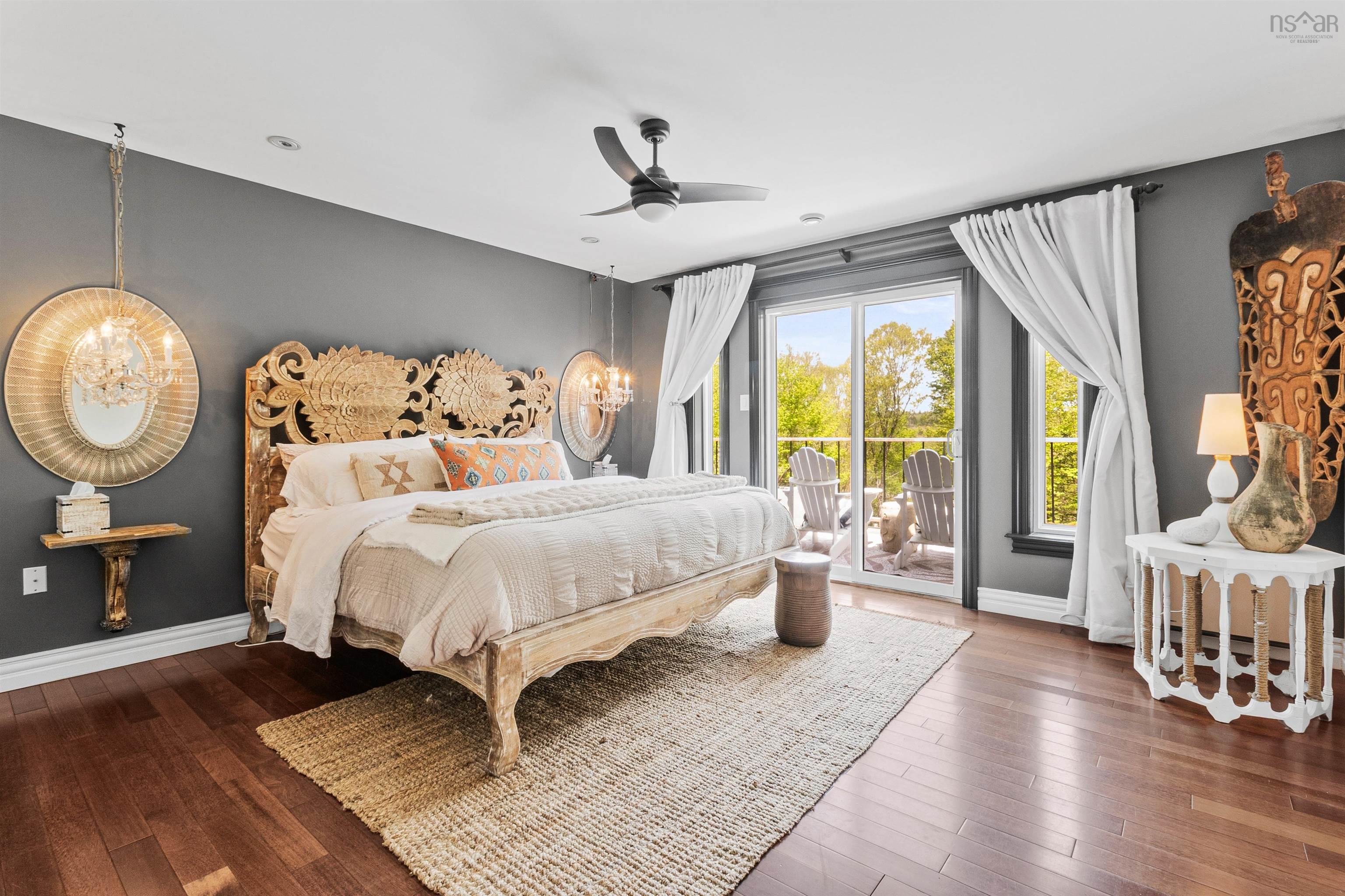 390 Gleneagles Drive photo #16