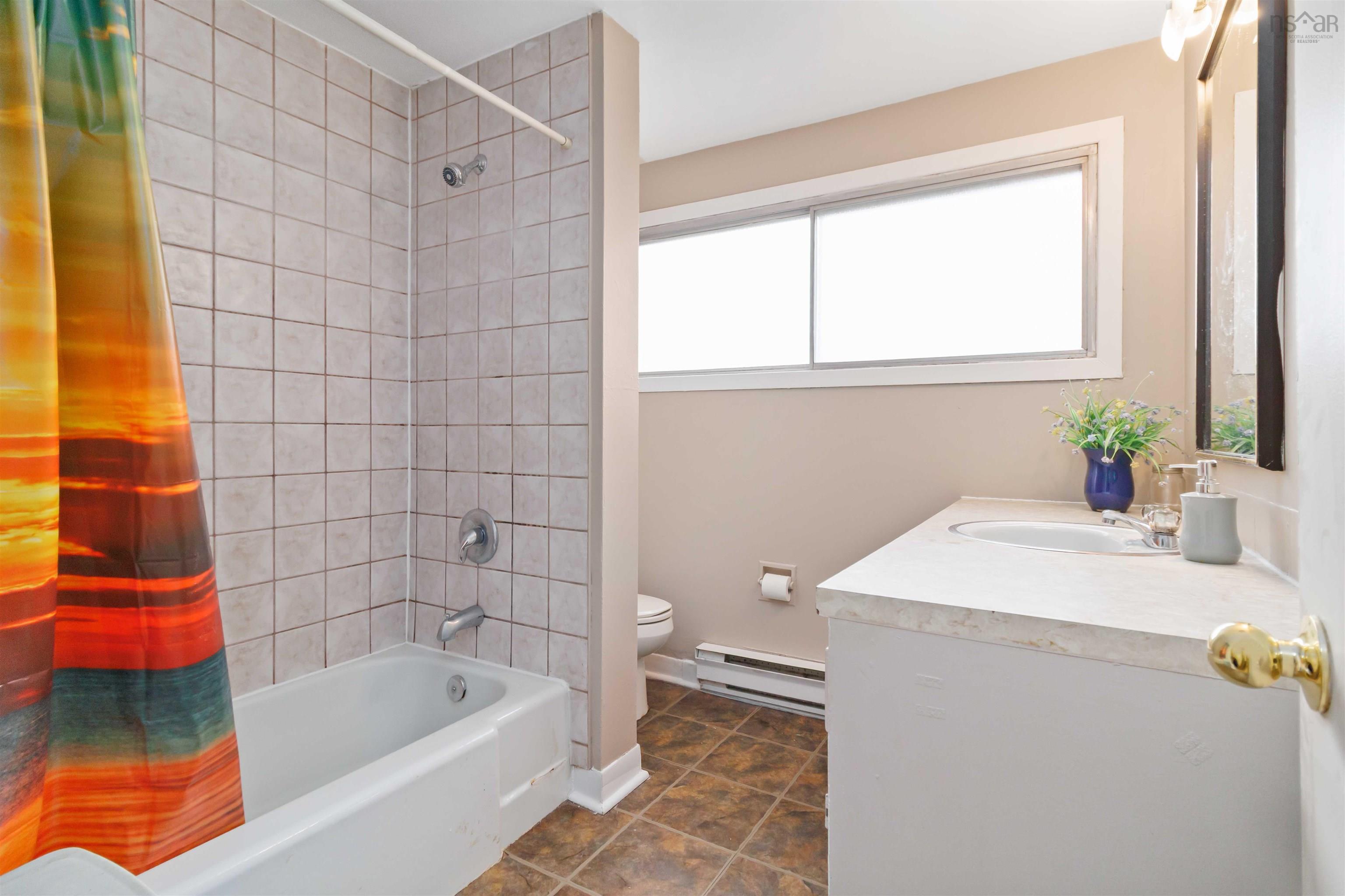 16 Oakburn Court photo #19