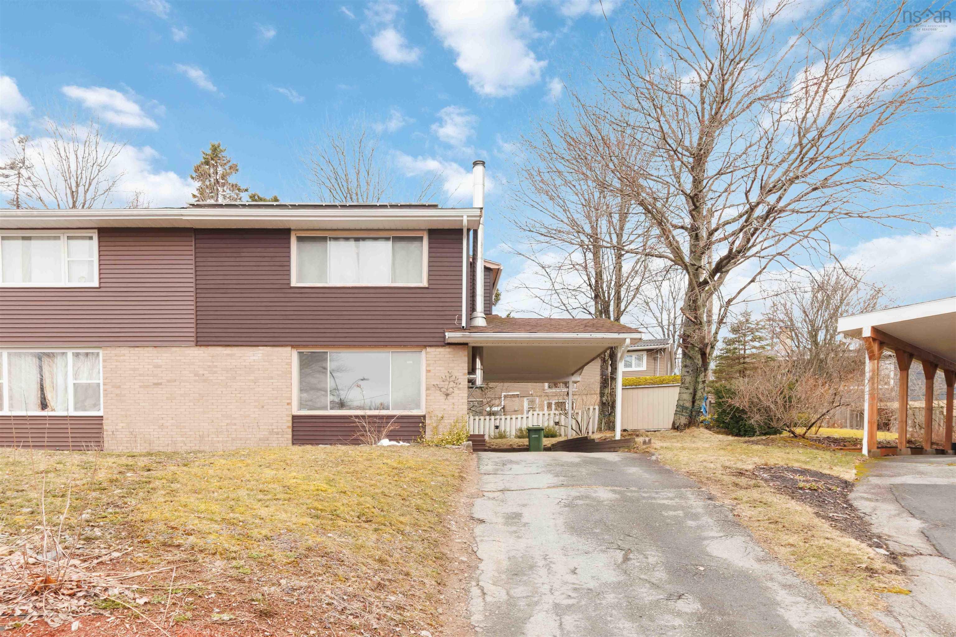 16 Oakburn Court photo #3