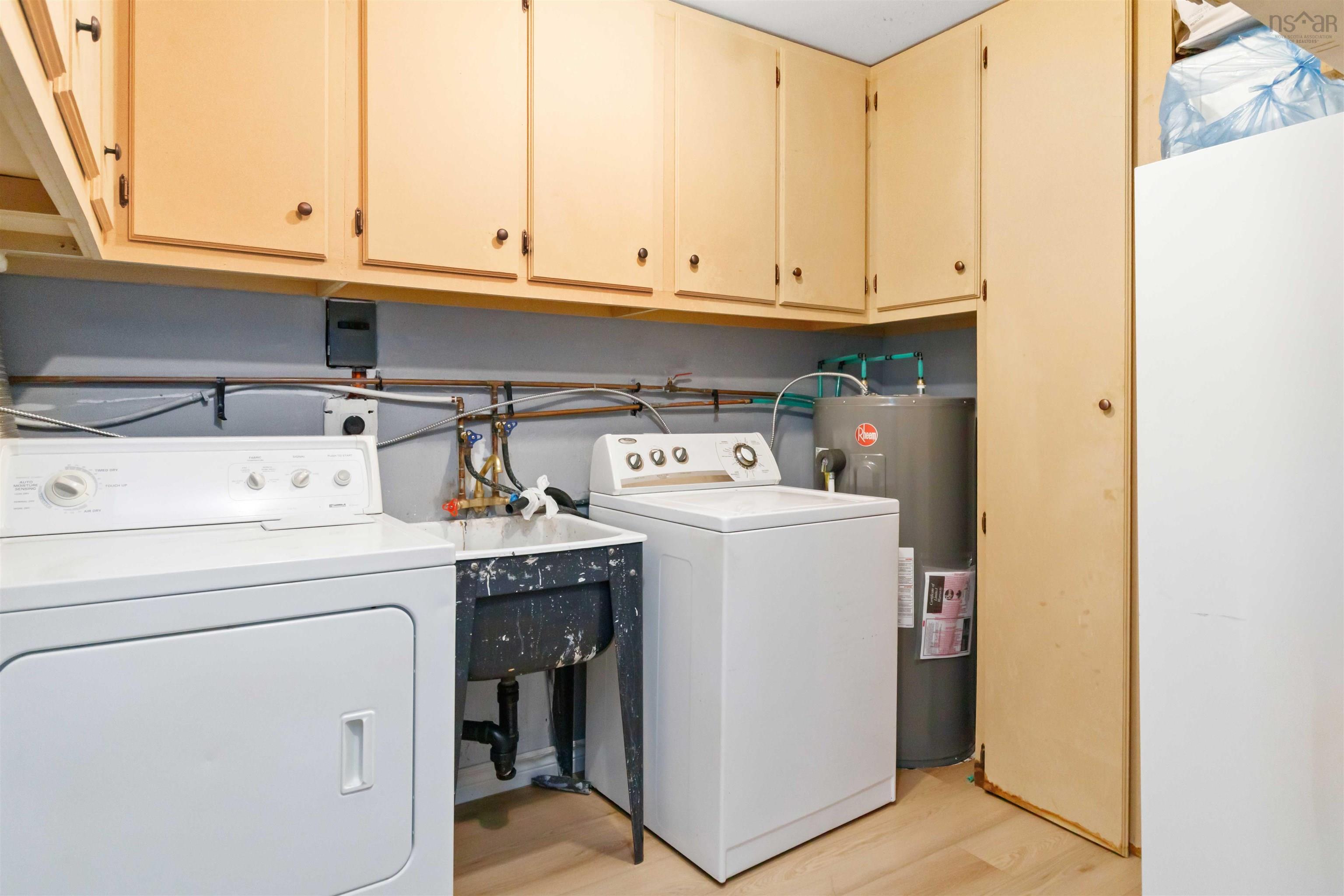 16 Oakburn Court photo #24