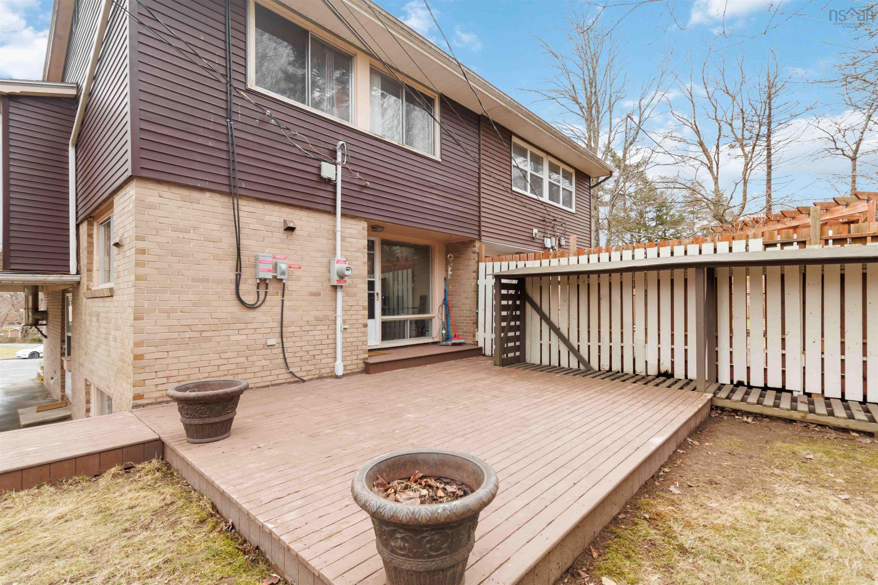 16 Oakburn Court photo #29