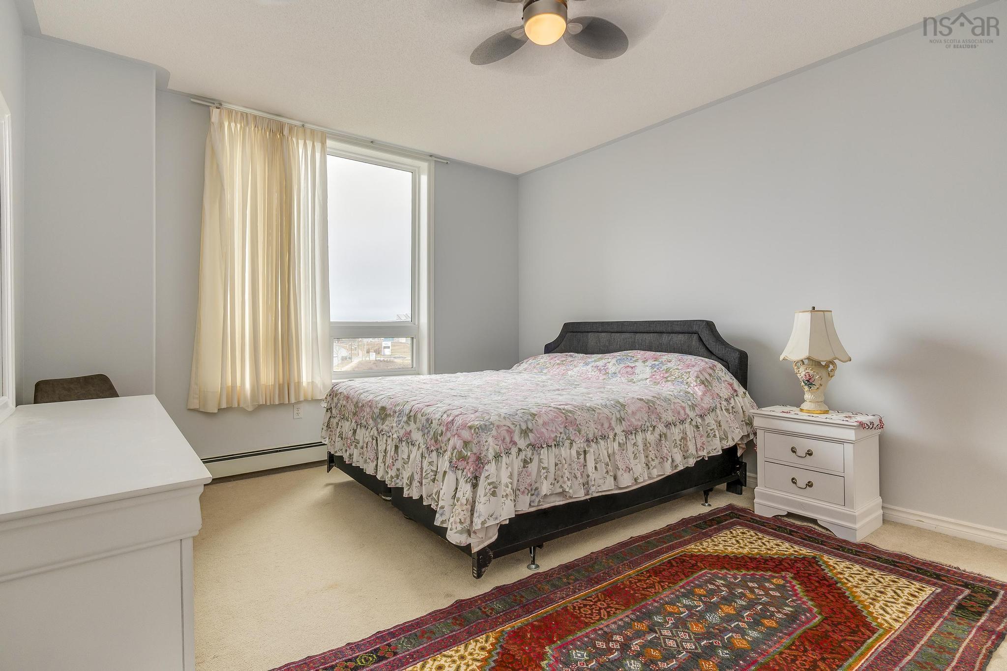 408 10 Regency Park Drive photo #16