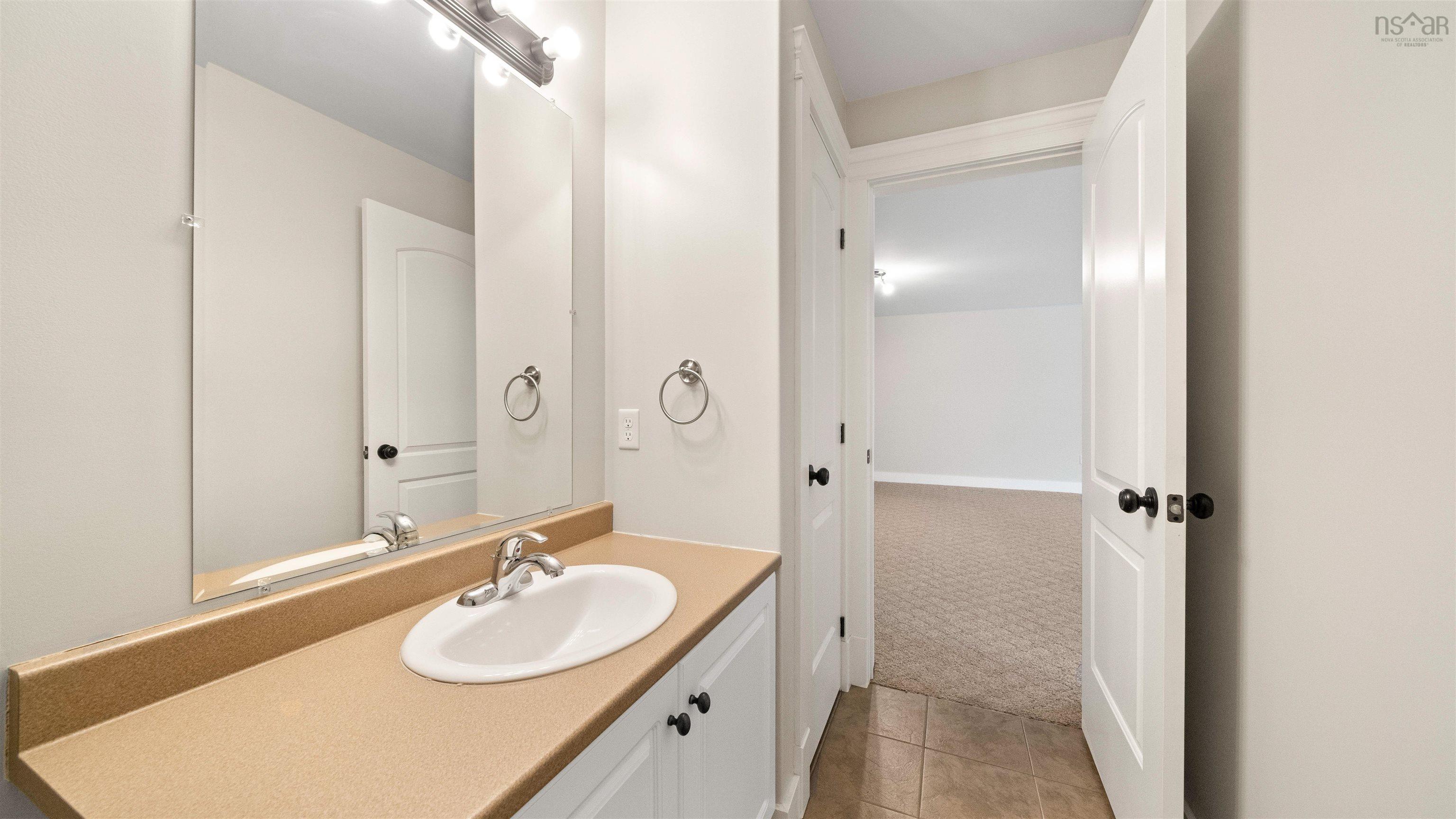 11 Kirkwood Court photo #26