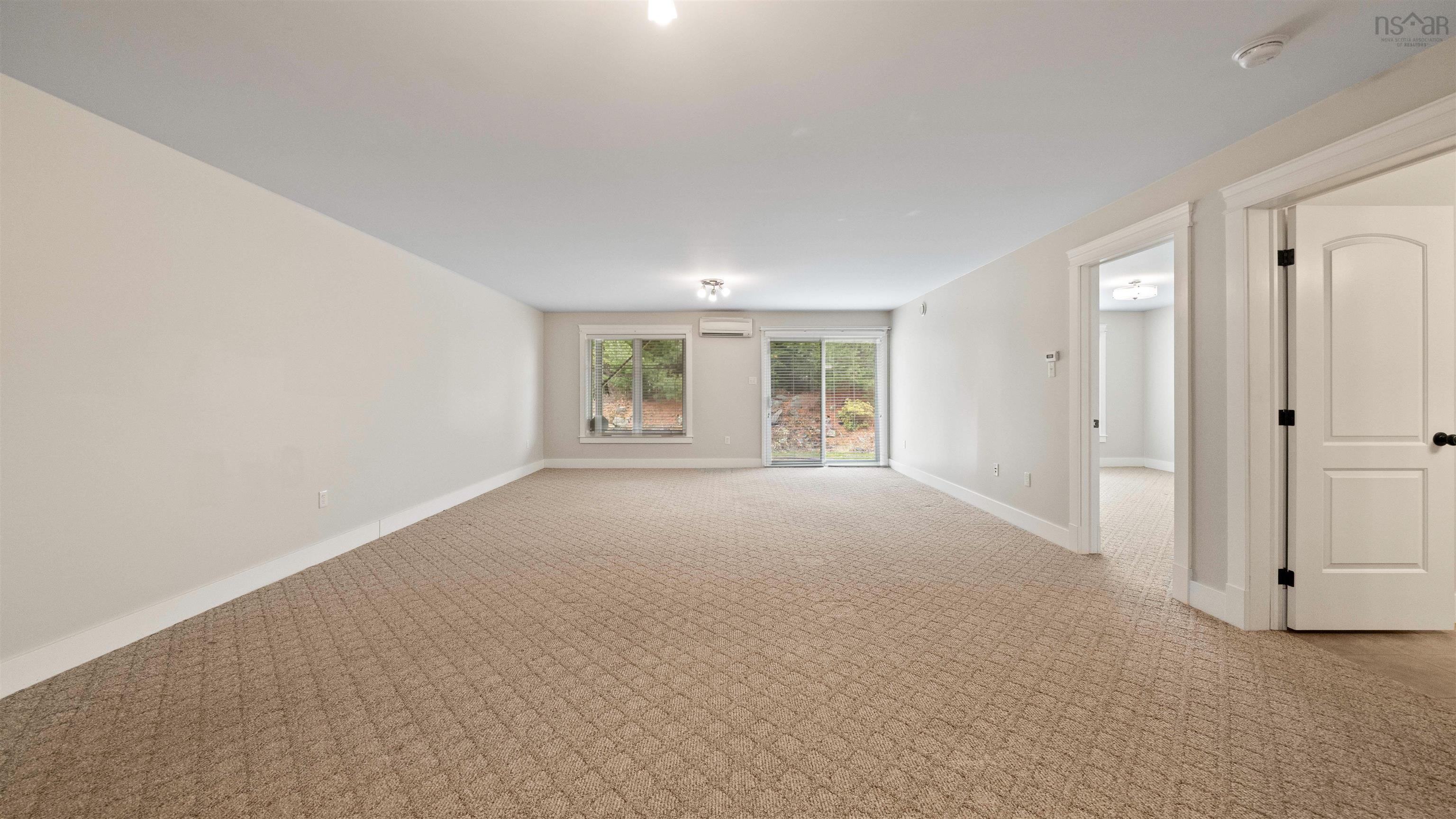 11 Kirkwood Court photo #29