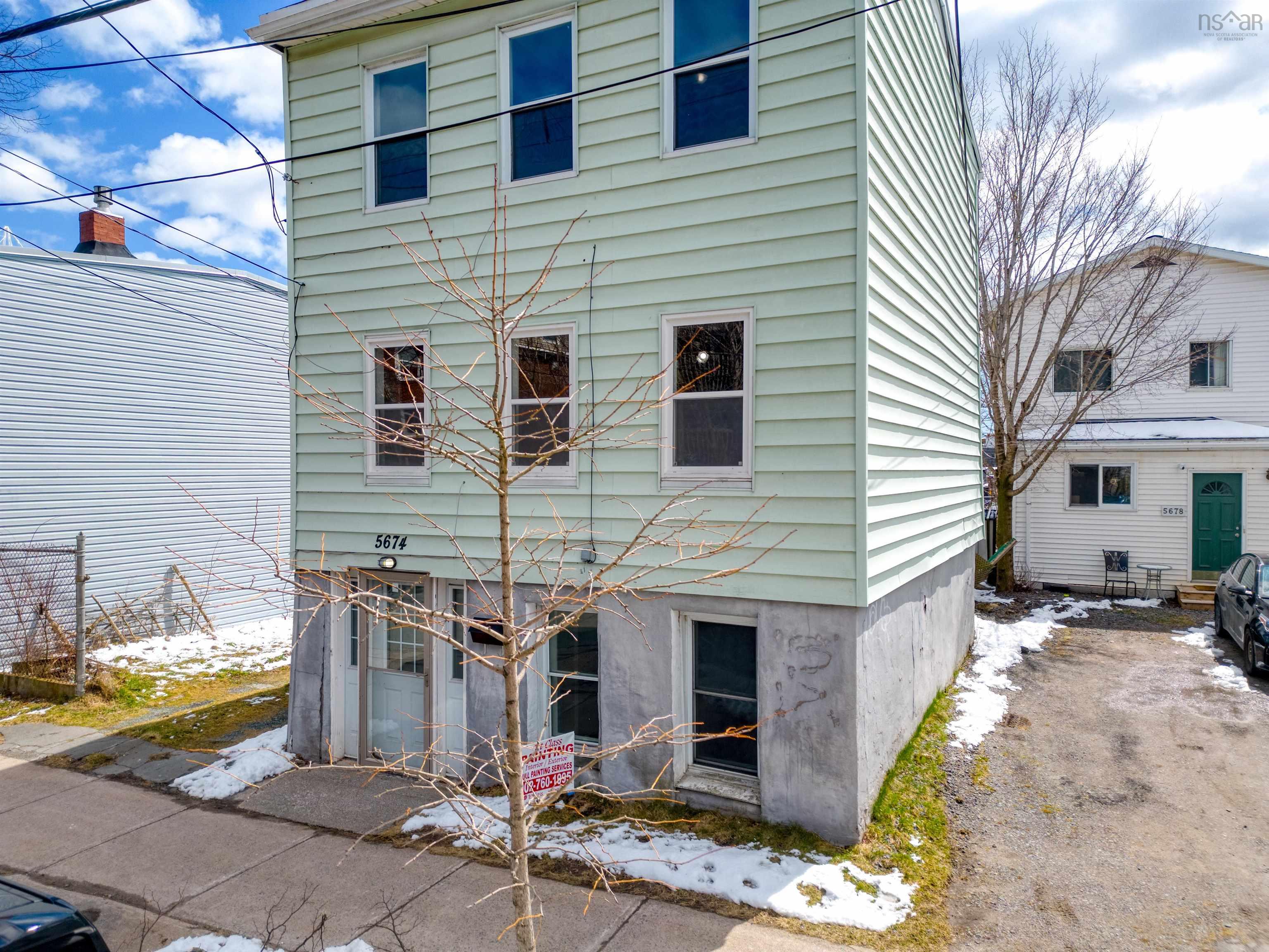 5674 CHARLES ST, HALIFAX, NS