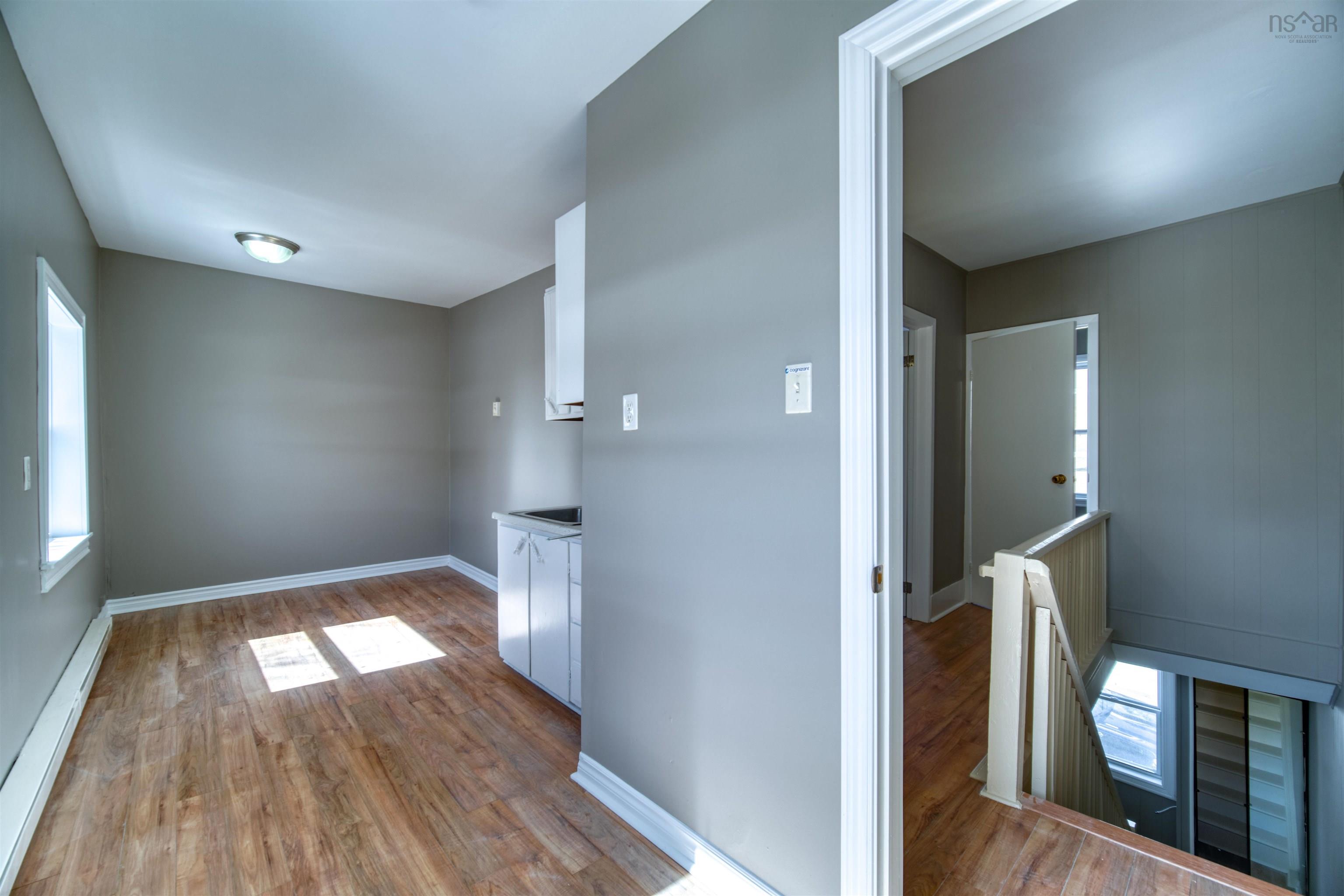 5674 Charles Street photo #13