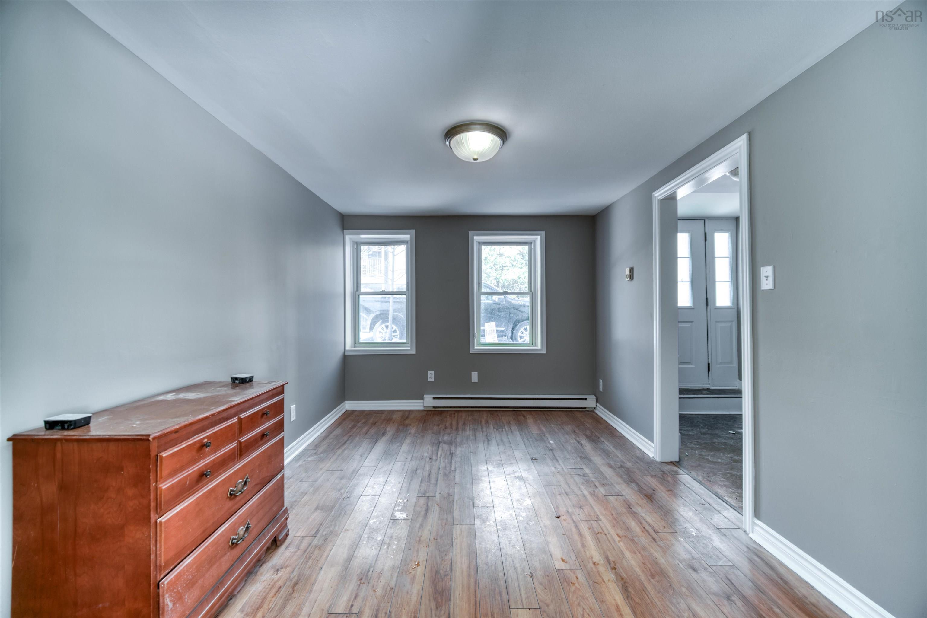 5674 Charles Street photo #5