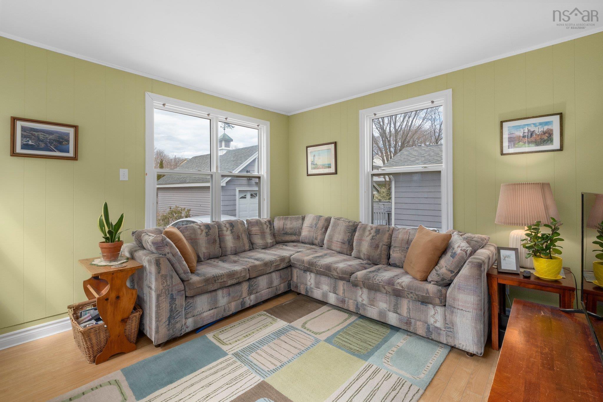 6183 Cedar Street photo #19