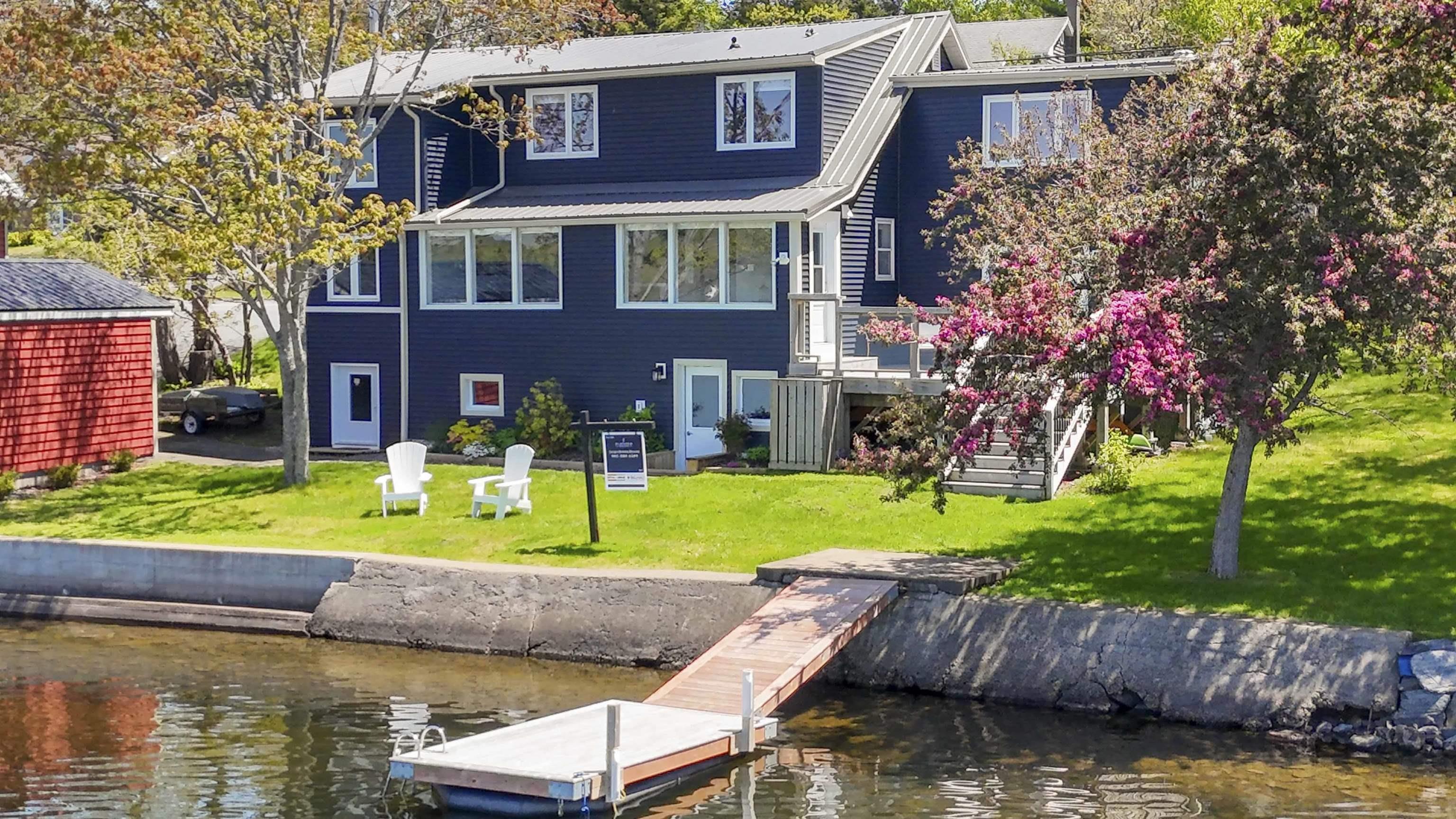 395 WAVERLEY RD, DARTMOUTH, NS