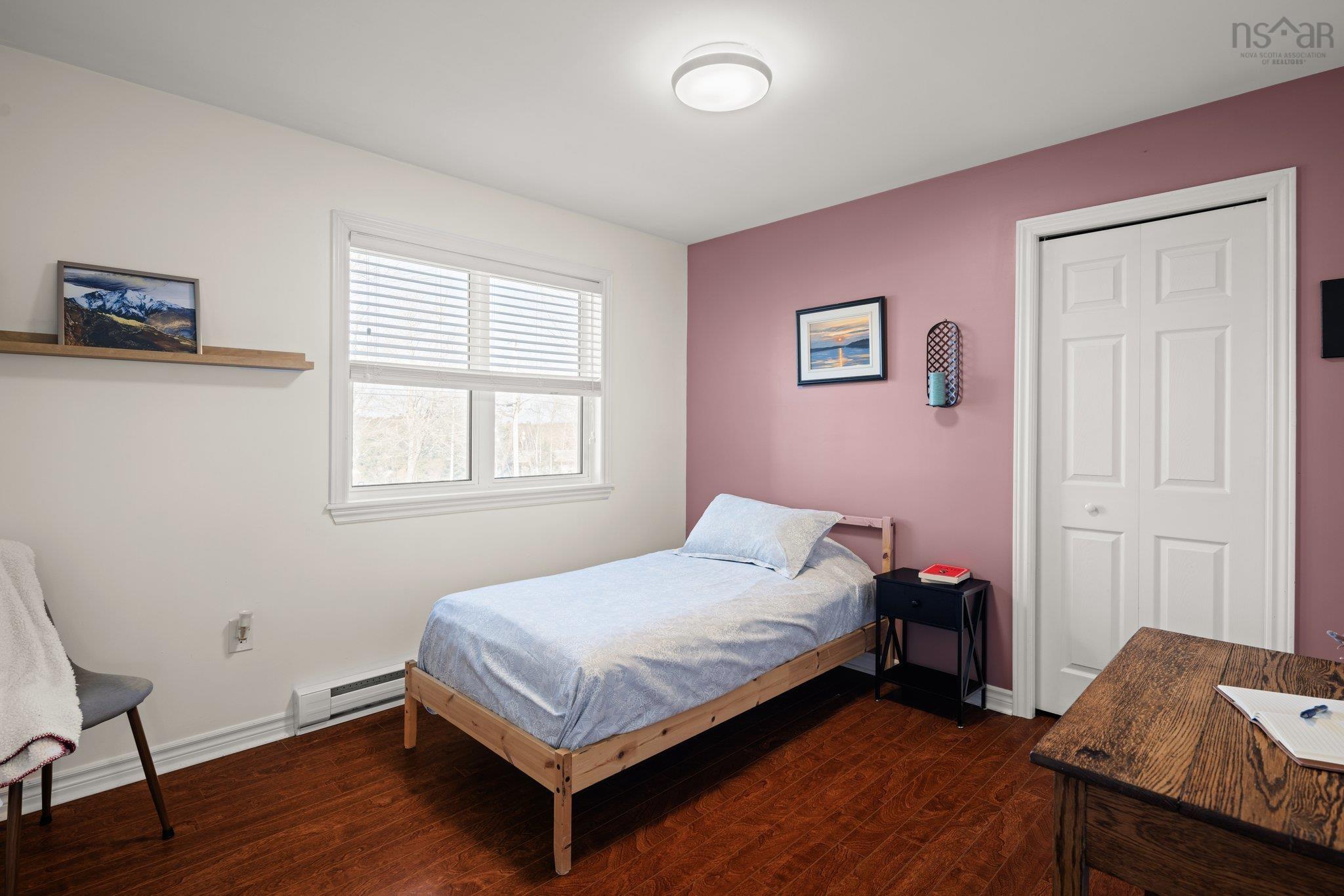 137 Beech Hill Drive photo #18