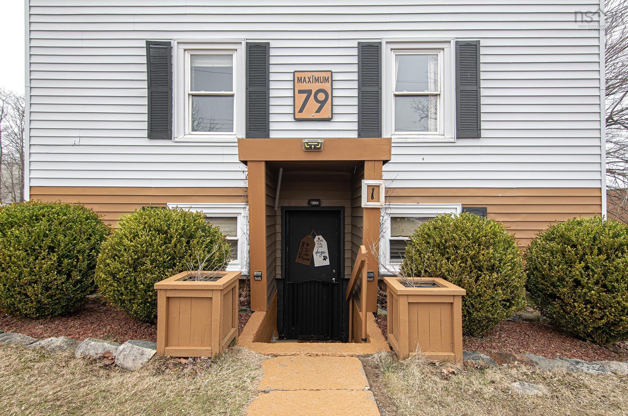 79 Jackson Road photo #3