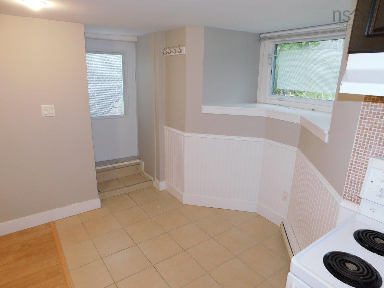 5271 Harvey Street photo #16