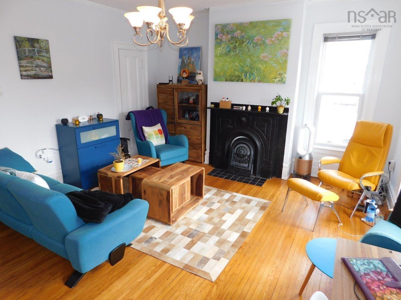 5271 Harvey Street photo #32