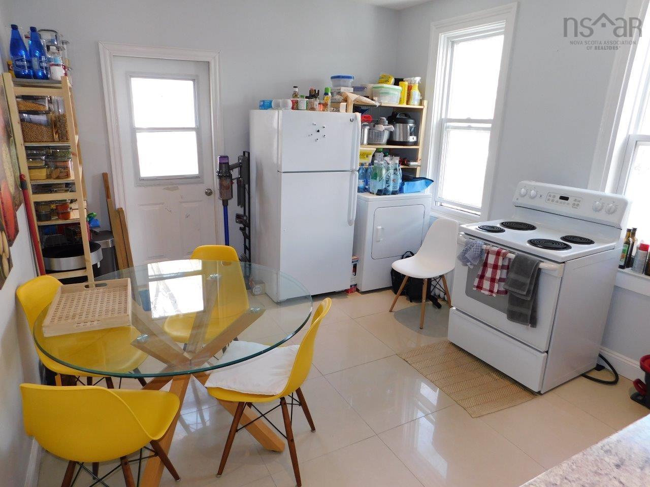 5271 Harvey Street photo #36