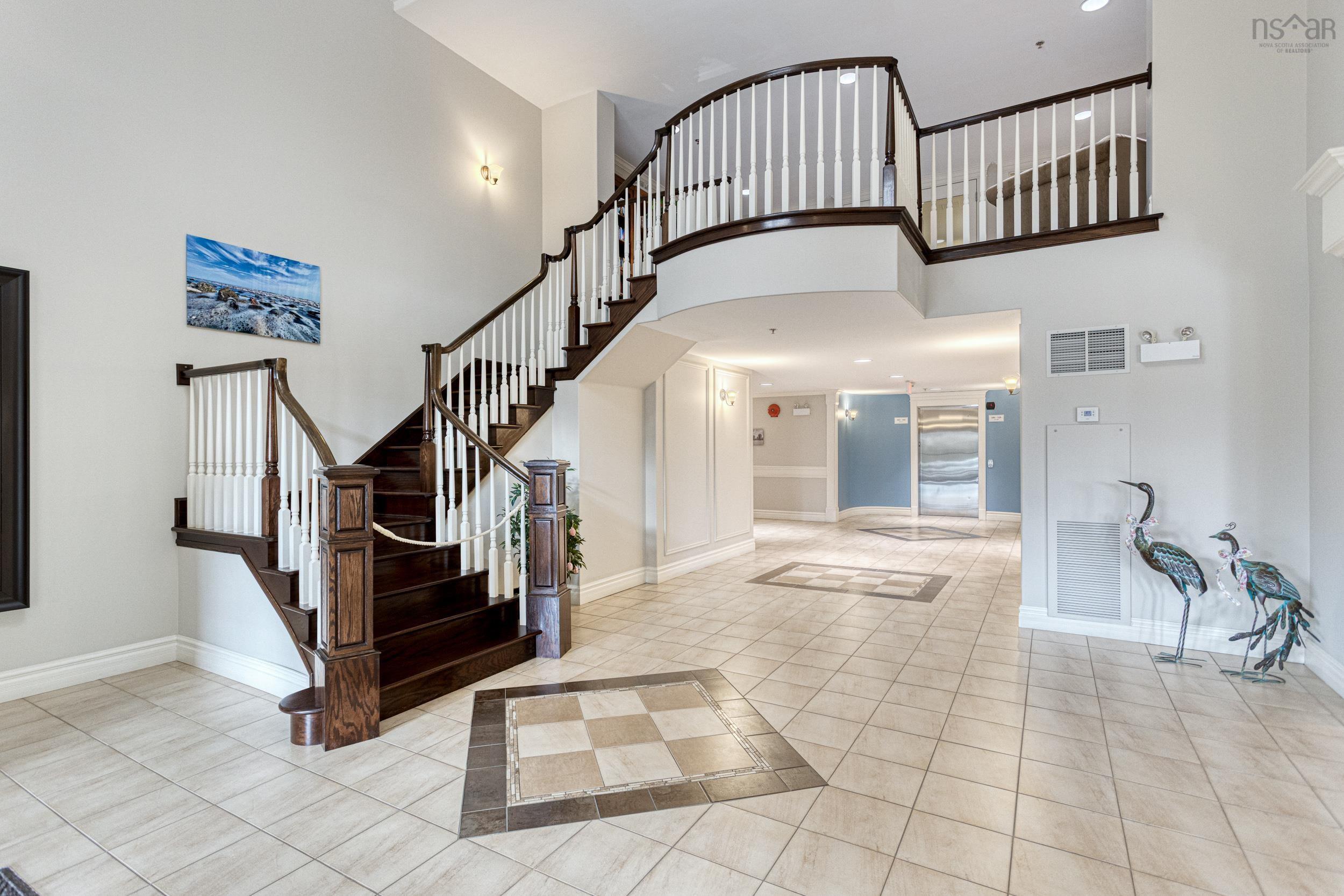 209 347 Portland Hills Drive photo #31