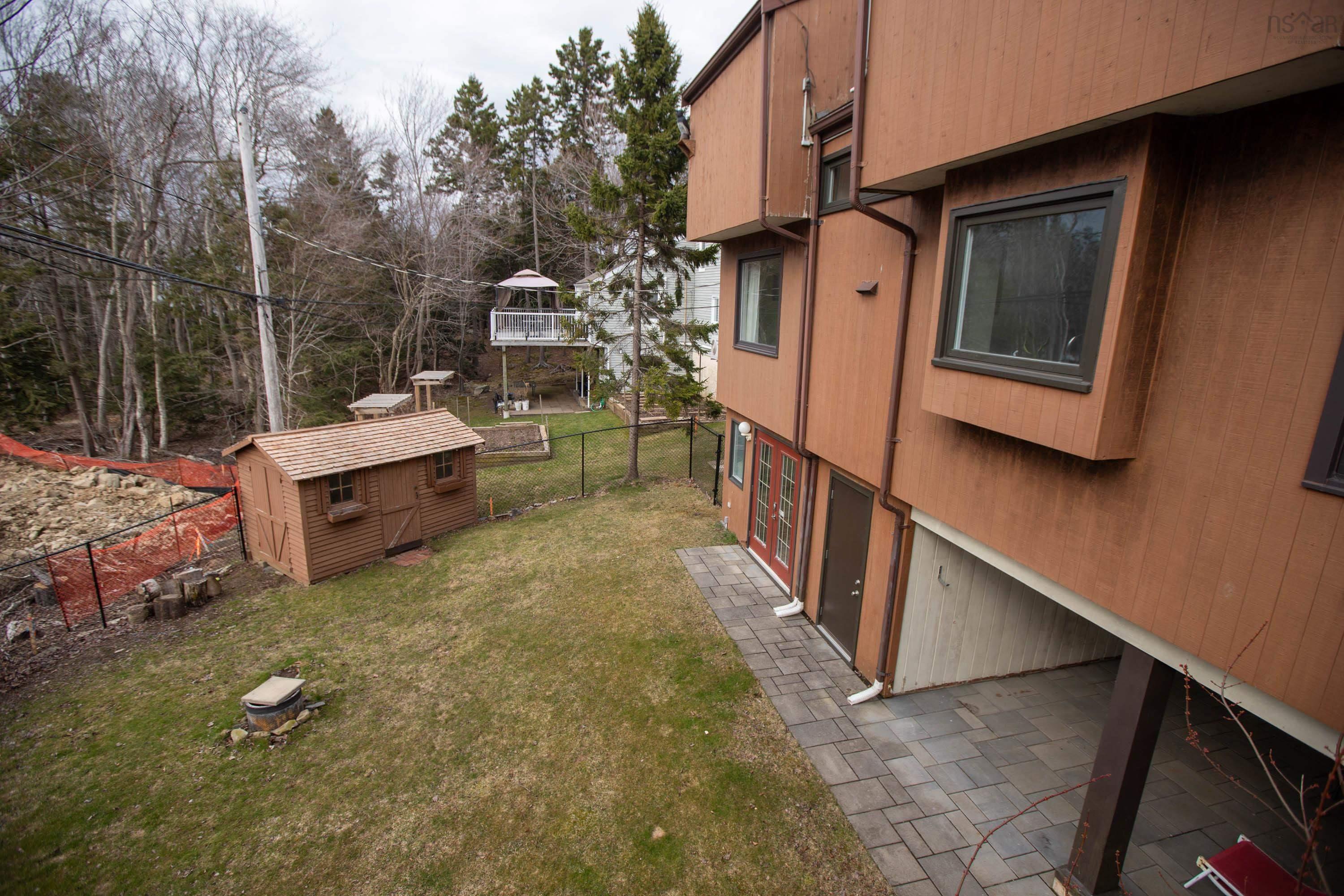 79 Bayview Road photo #36