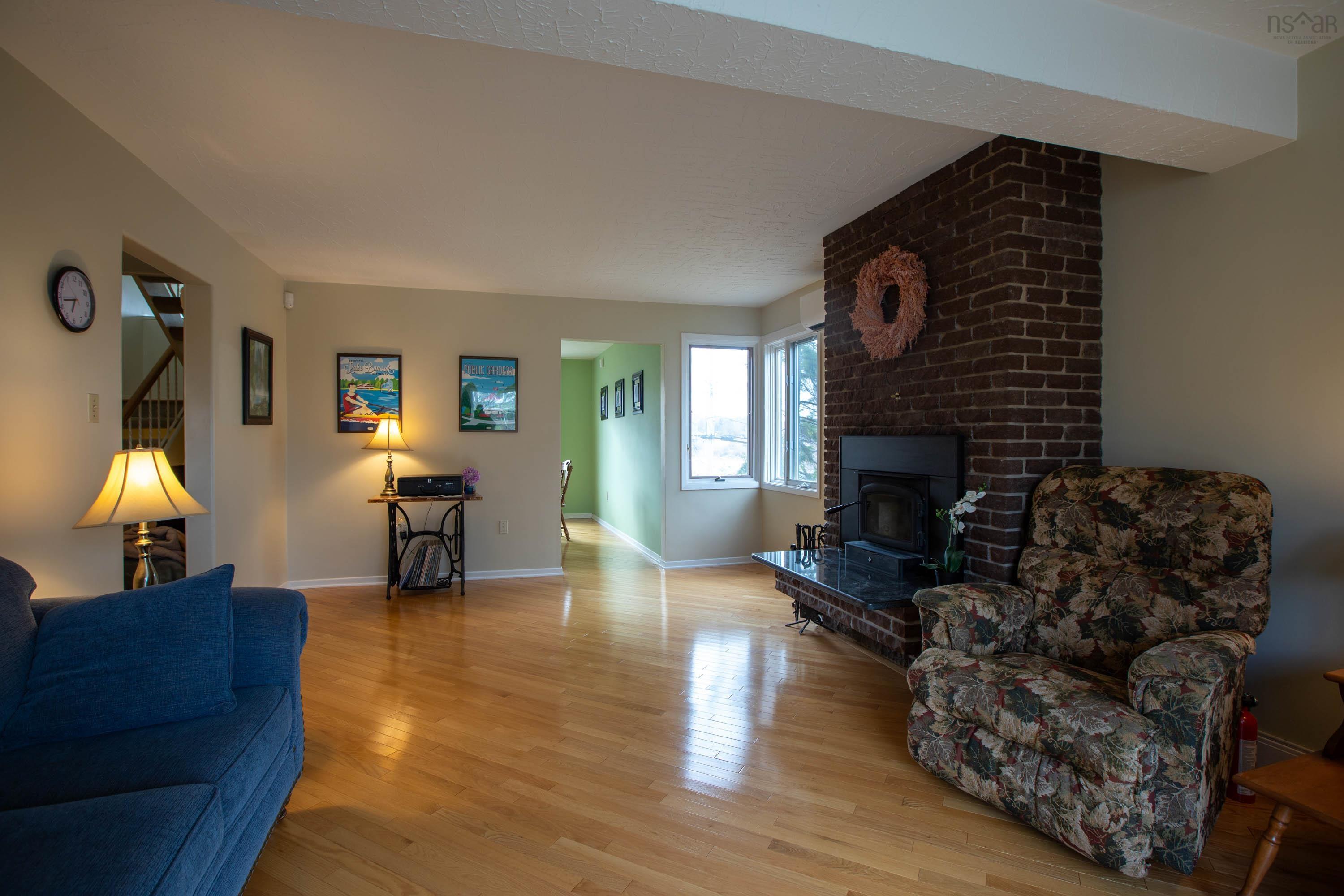 79 Bayview Road photo #8