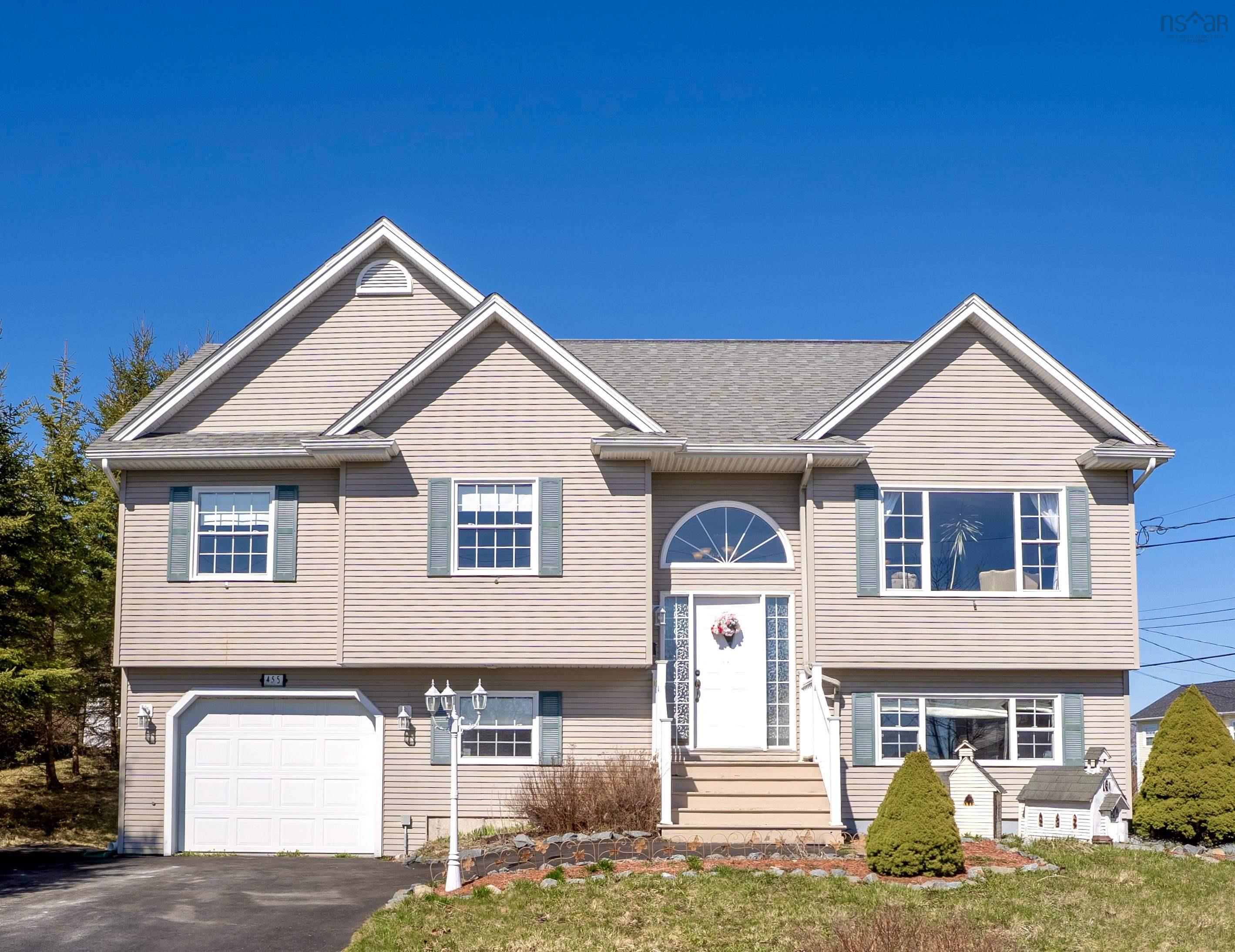 455 SPRINGFIELD LAKE RD, MIDDLE SACKVILLE, NS
