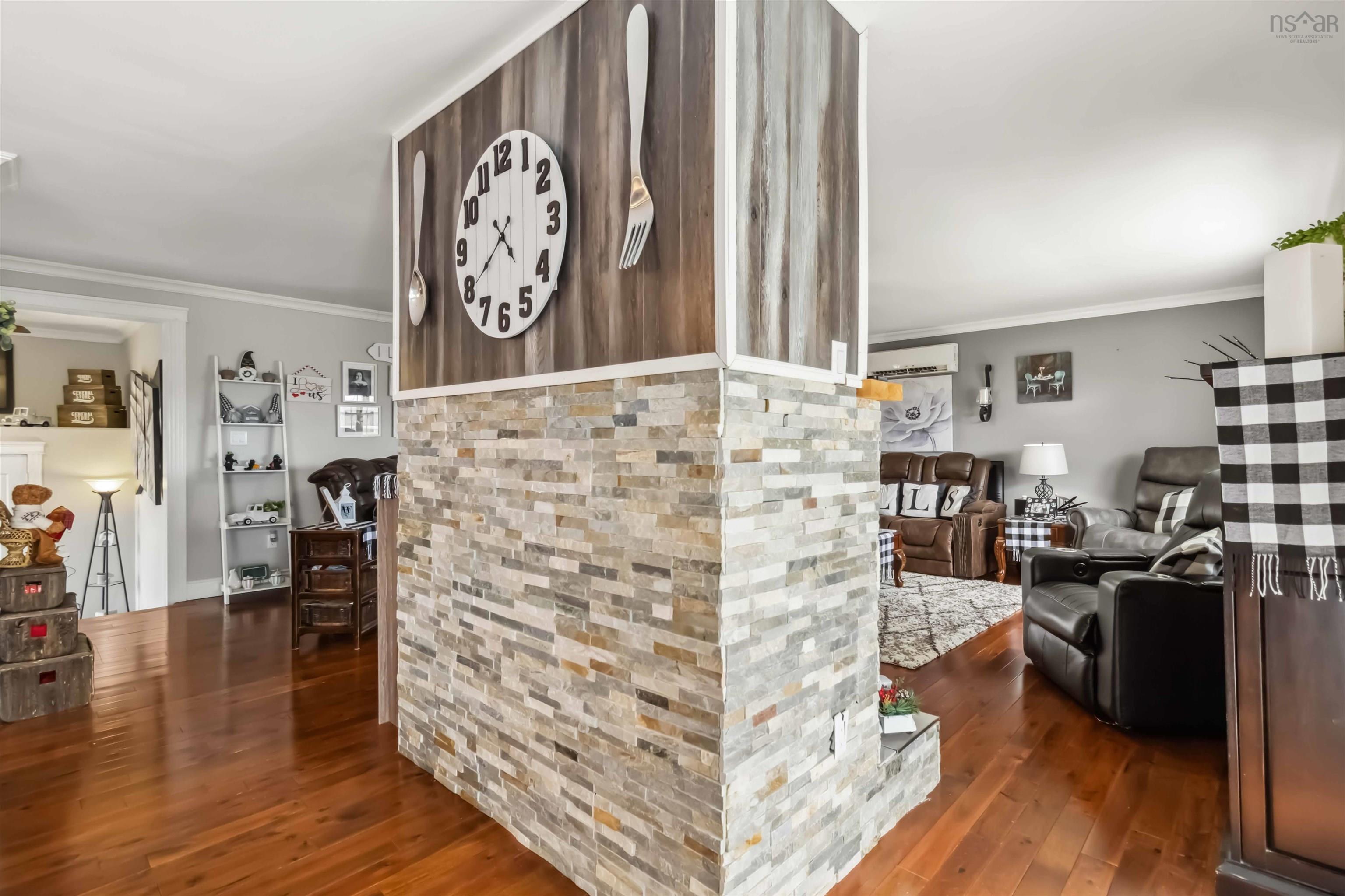 53 Grono Road photo #12