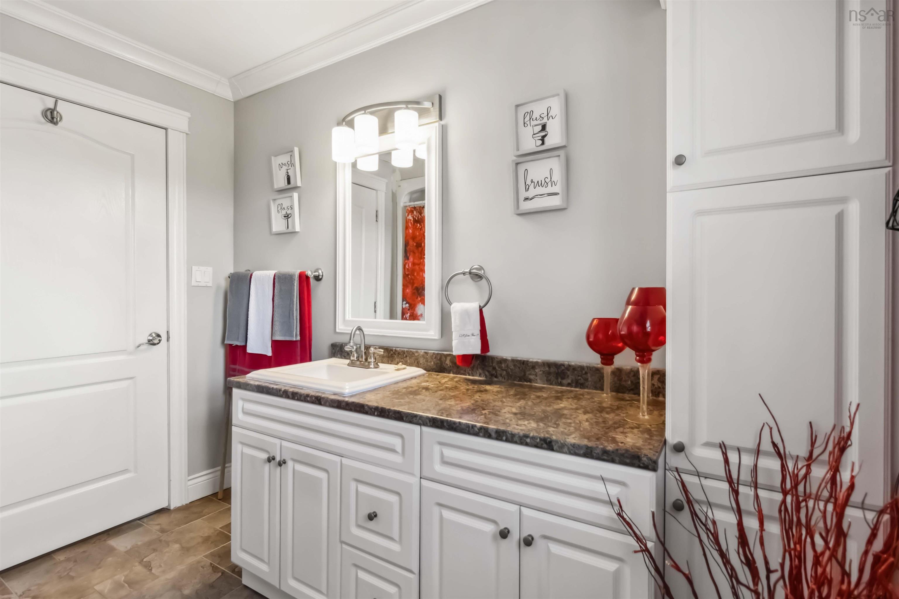 53 Grono Road photo #20