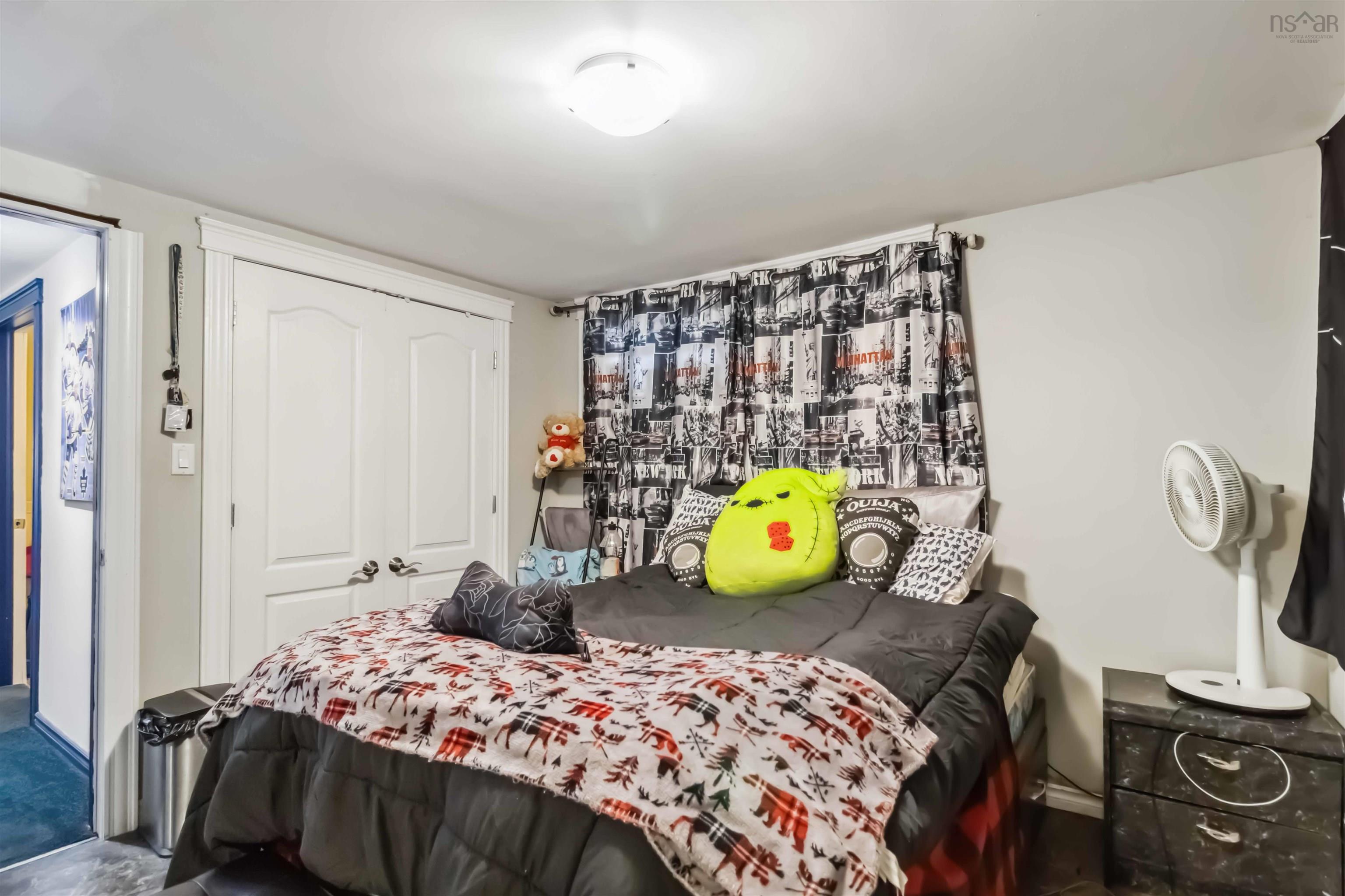 53 Grono Road photo #38