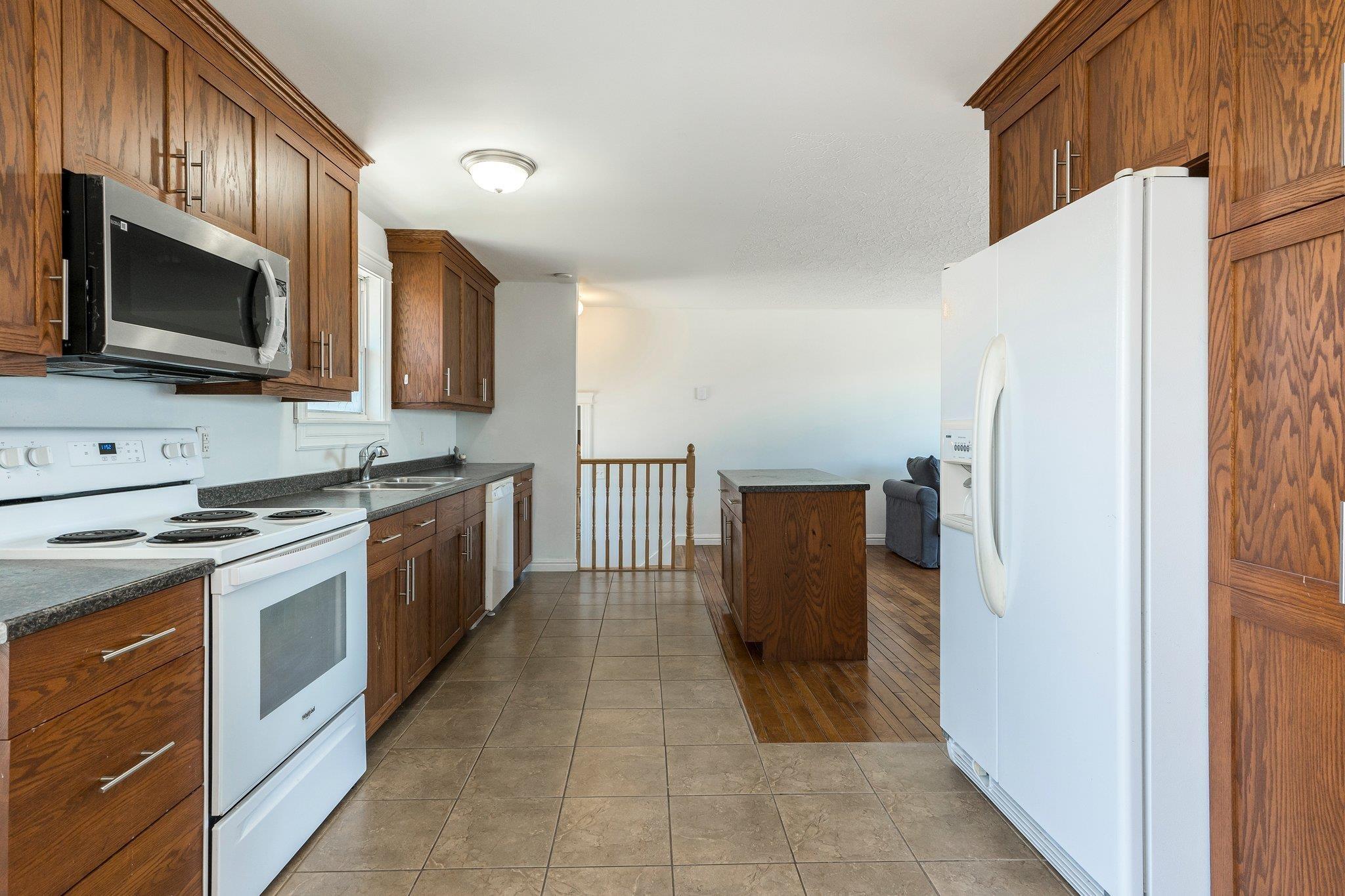 426 Caldwell Road photo #4