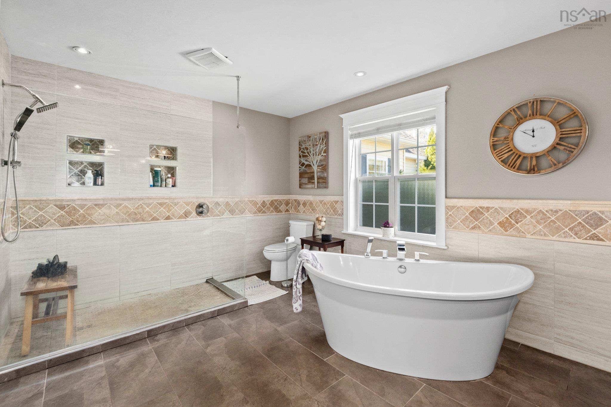 23 GREBE Avenue photo #29