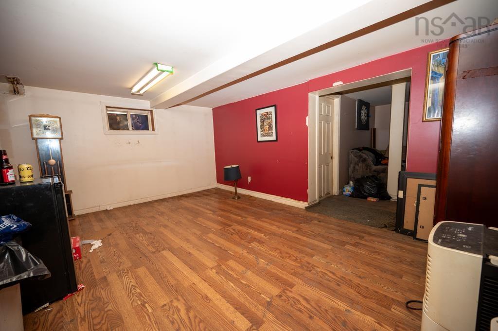 6546 Almon Street photo #17