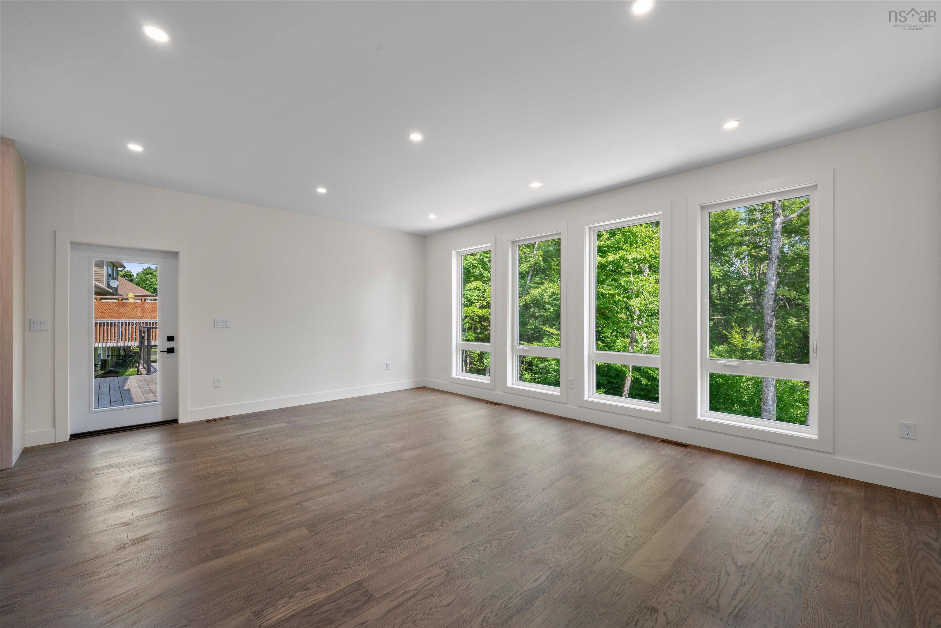 171 Carnoustie Drive photo #8
