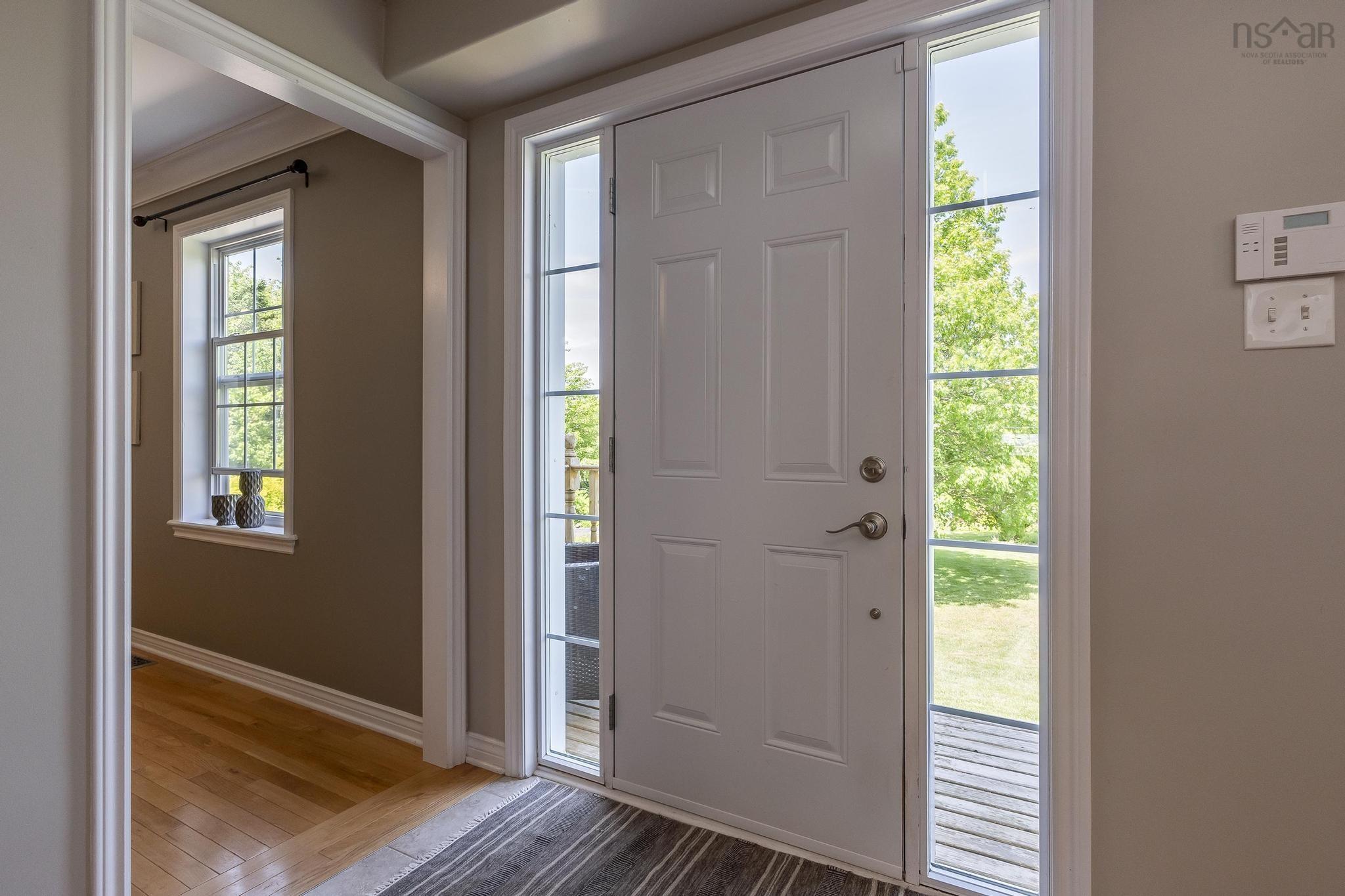 36 George Samuel Drive photo #2