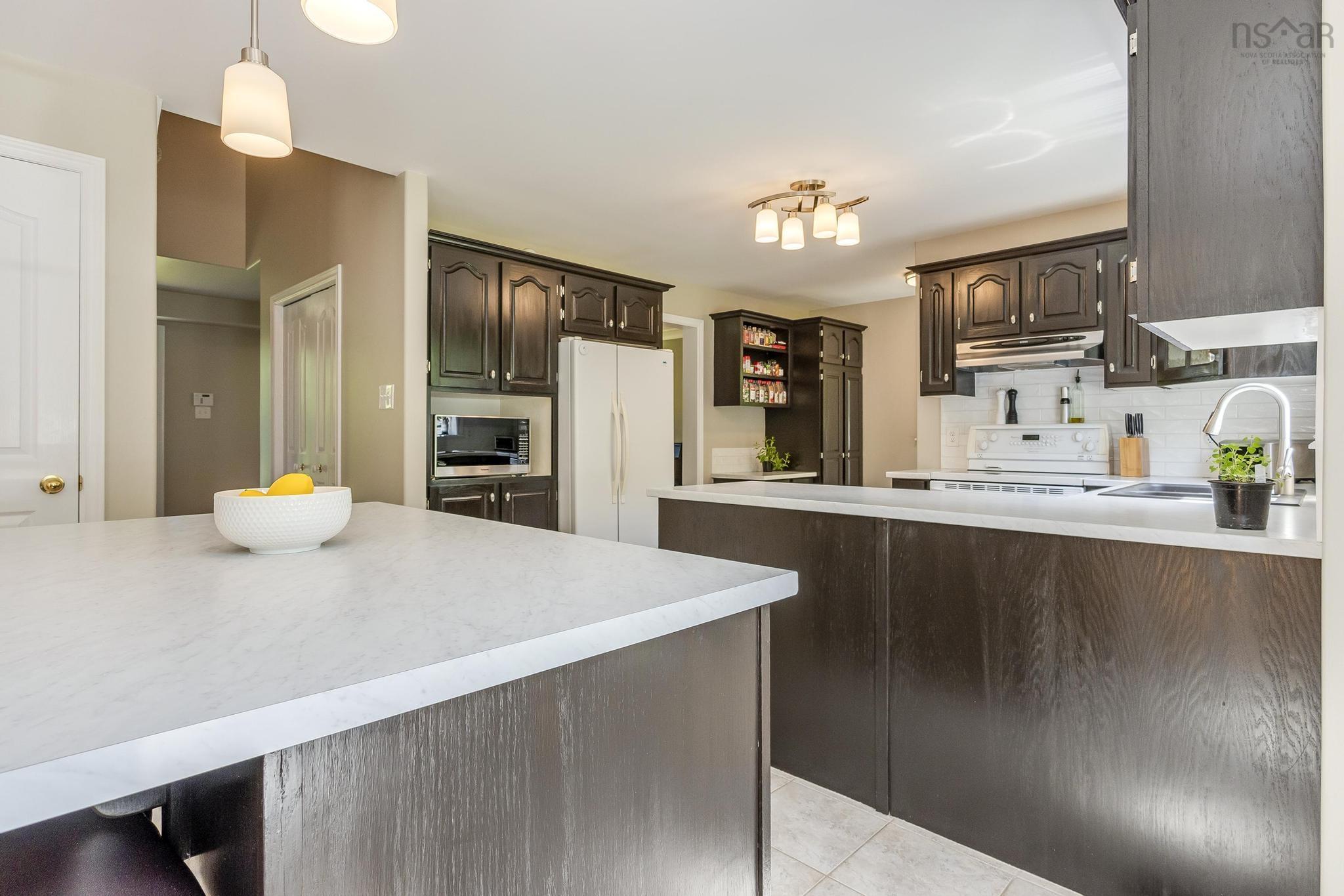 36 George Samuel Drive photo #11