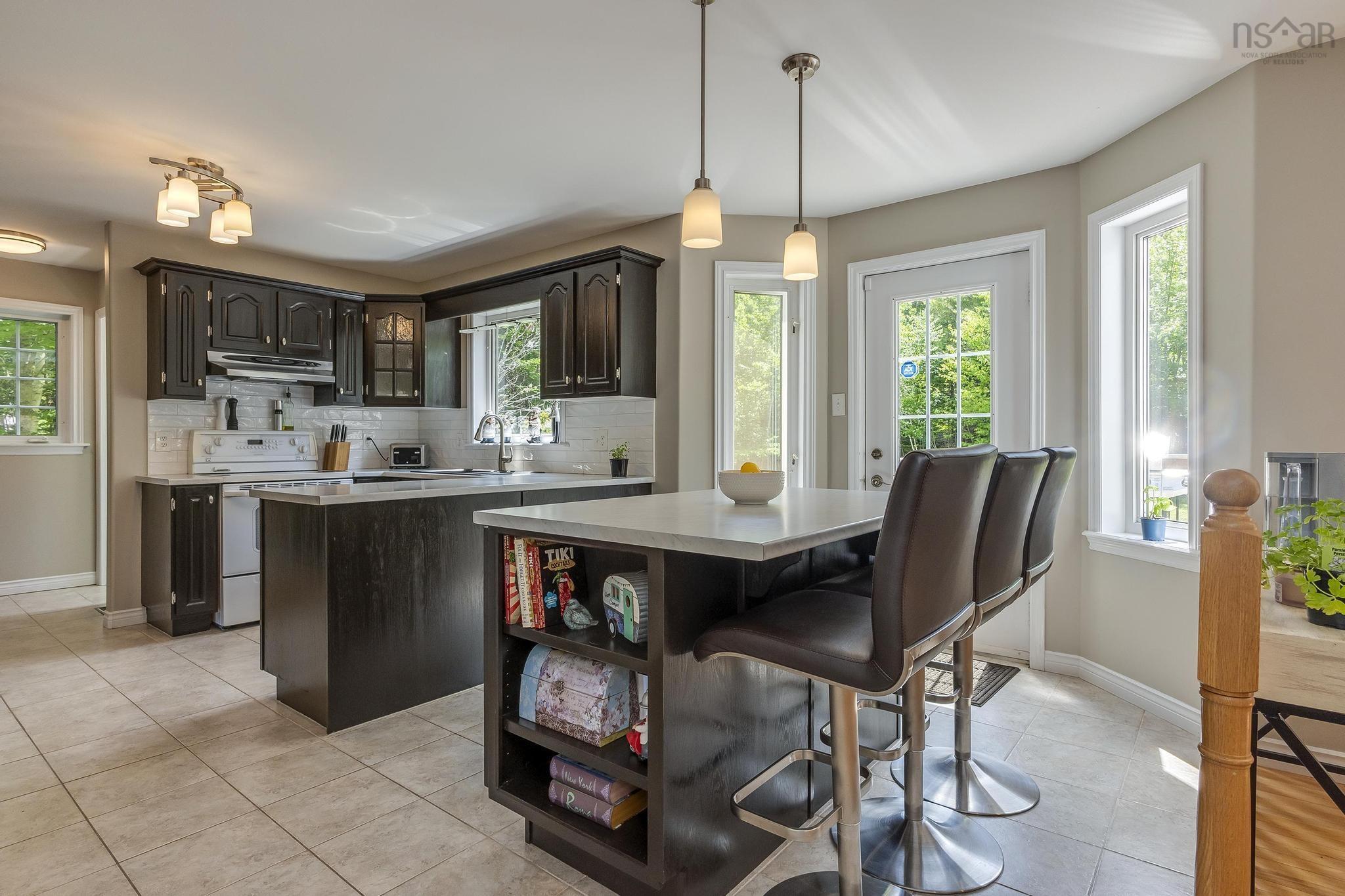 36 George Samuel Drive photo #13