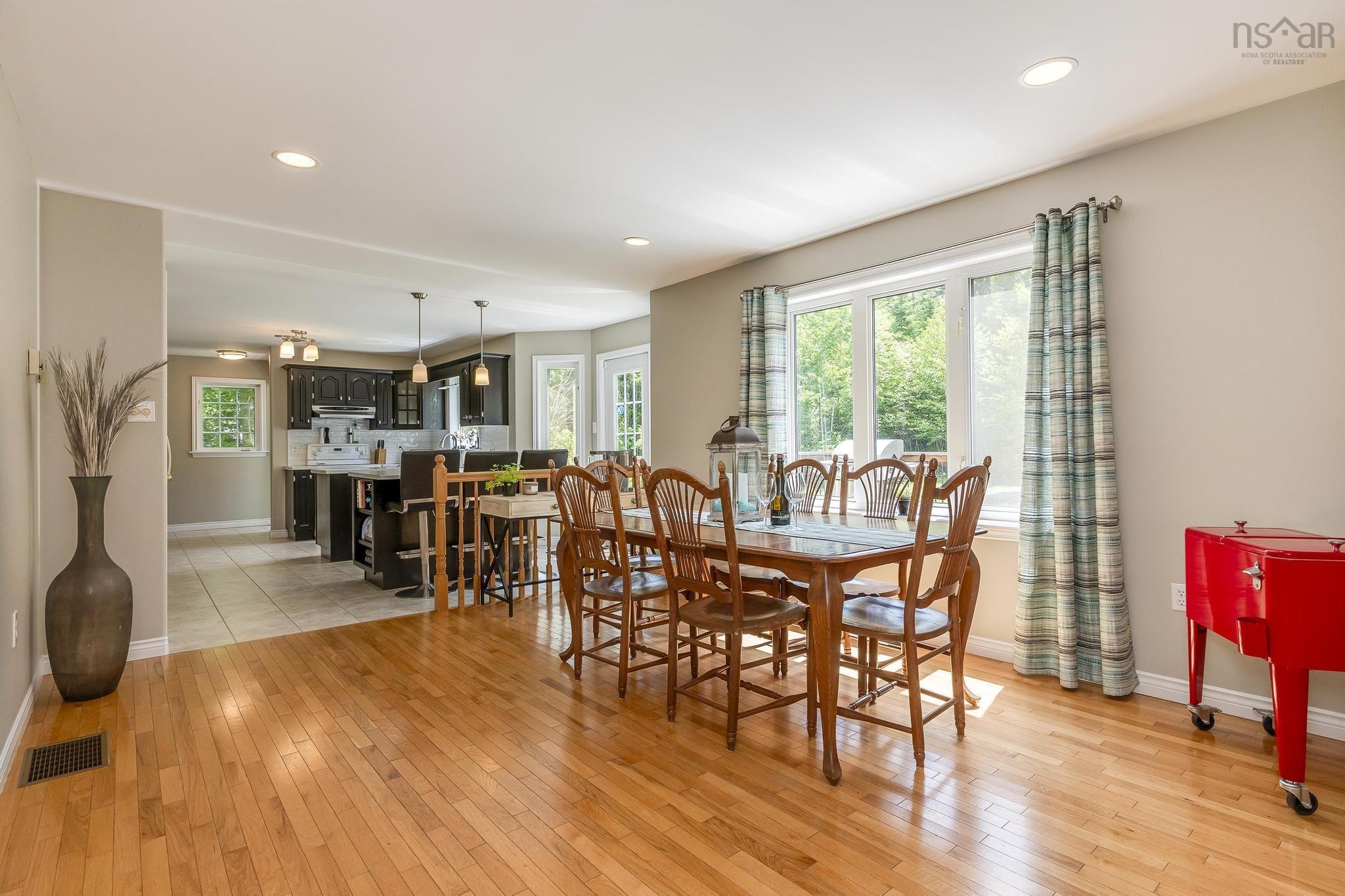 36 George Samuel Drive photo #15