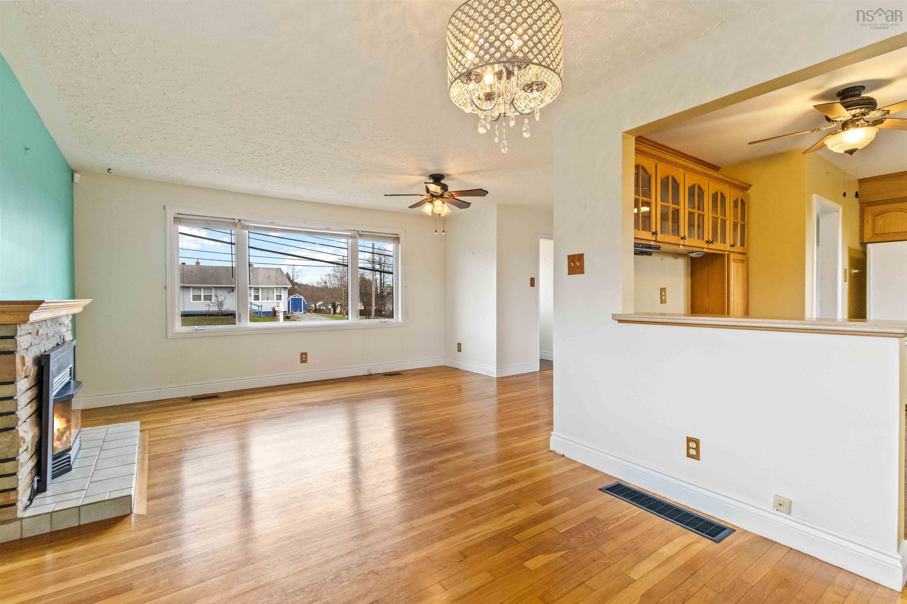 86 Mount Edward Road photo #18