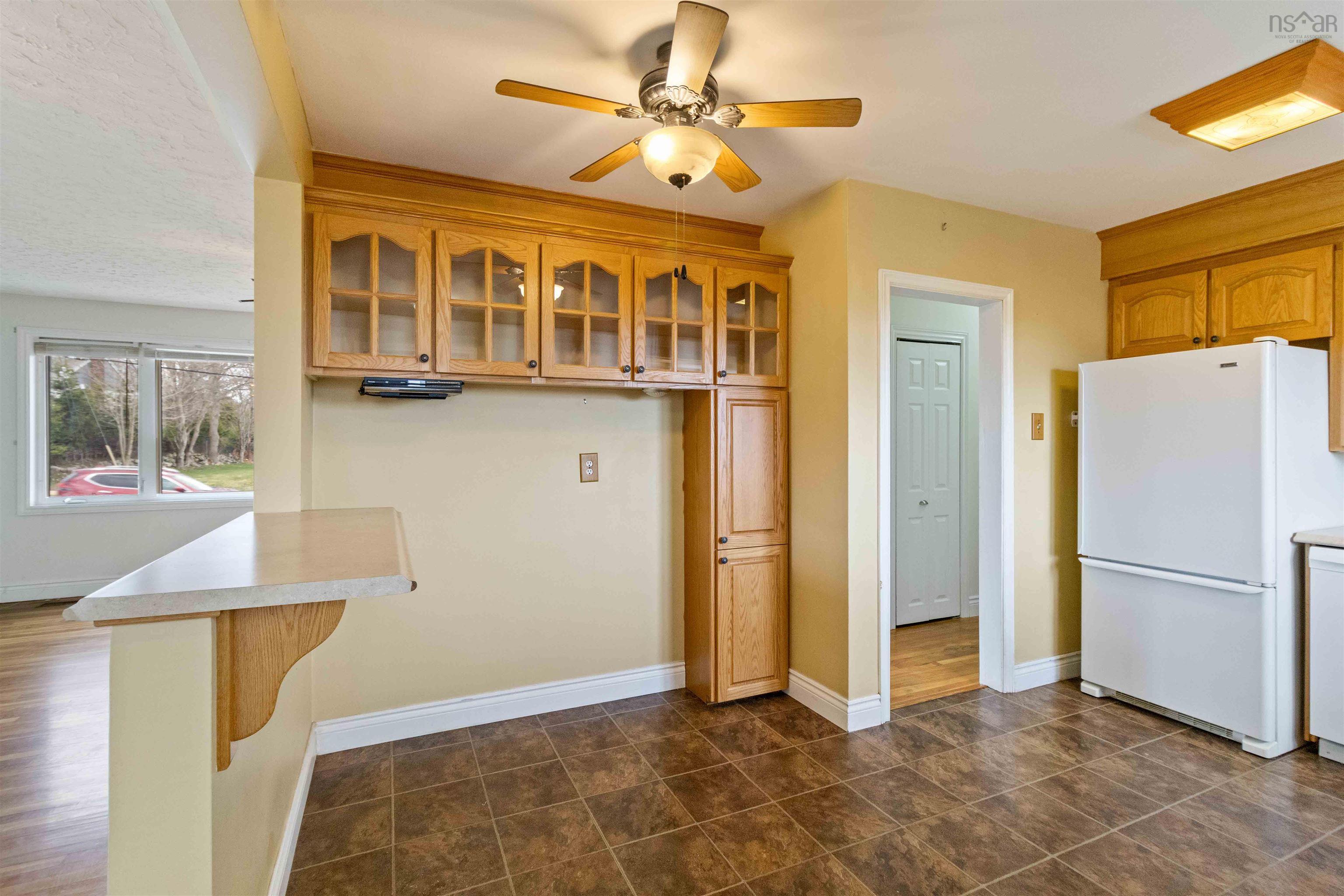 86 Mount Edward Road photo #22