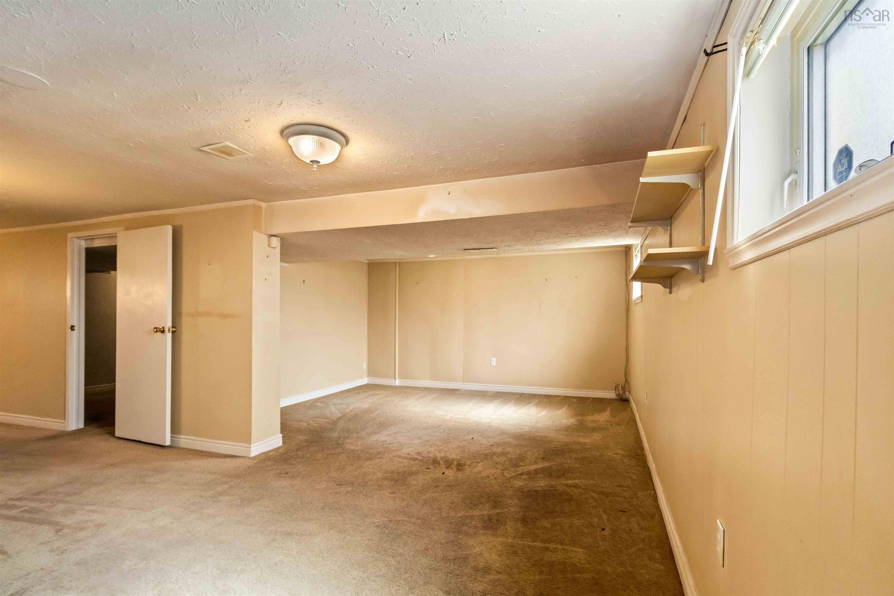 86 Mount Edward Road photo #38