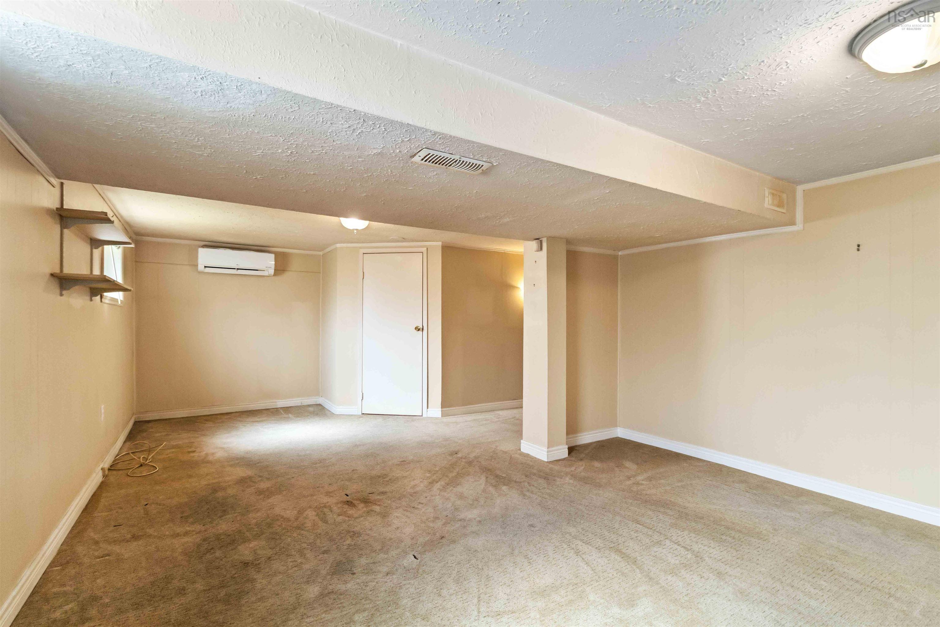 86 Mount Edward Road photo #39