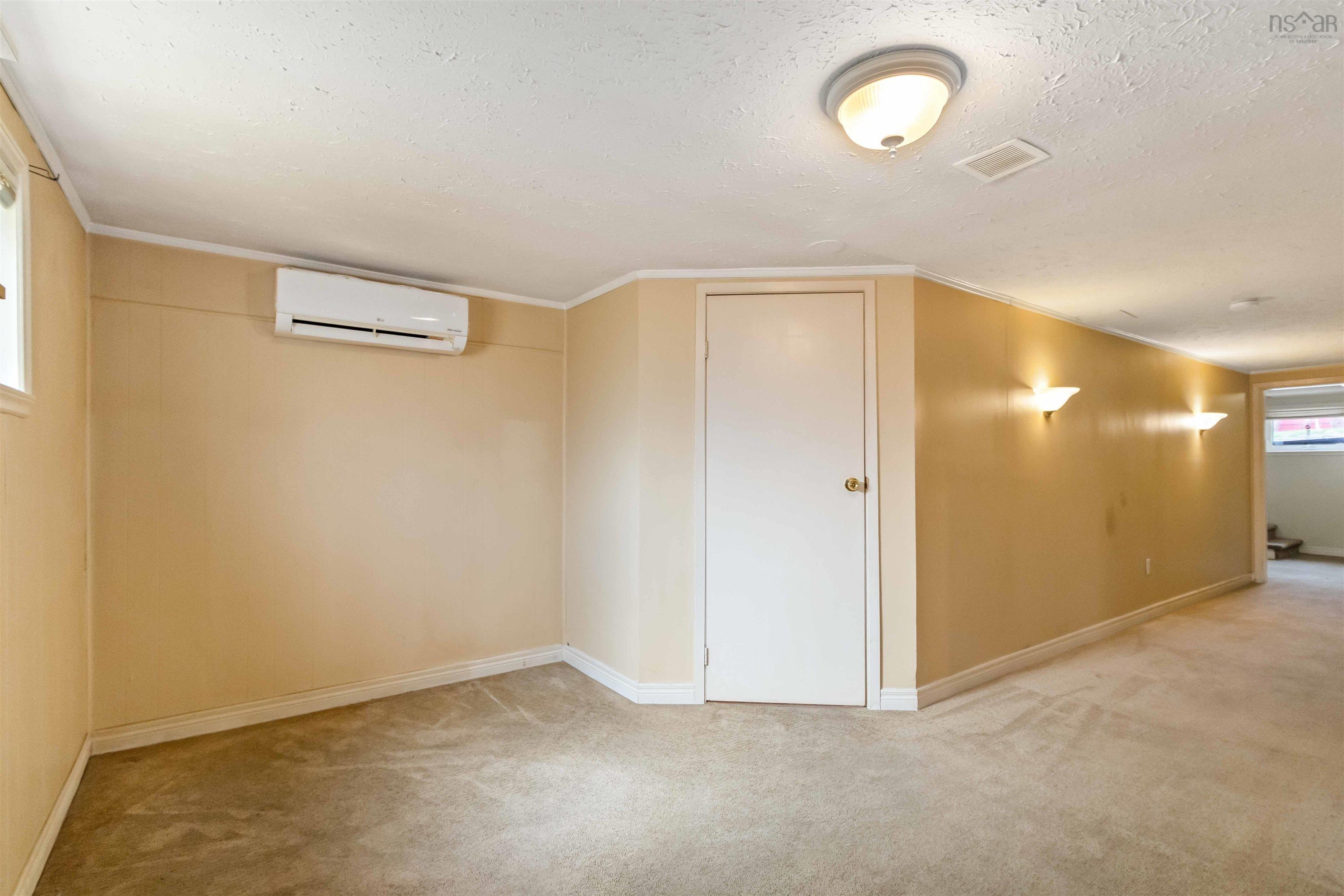 86 Mount Edward Road photo #41